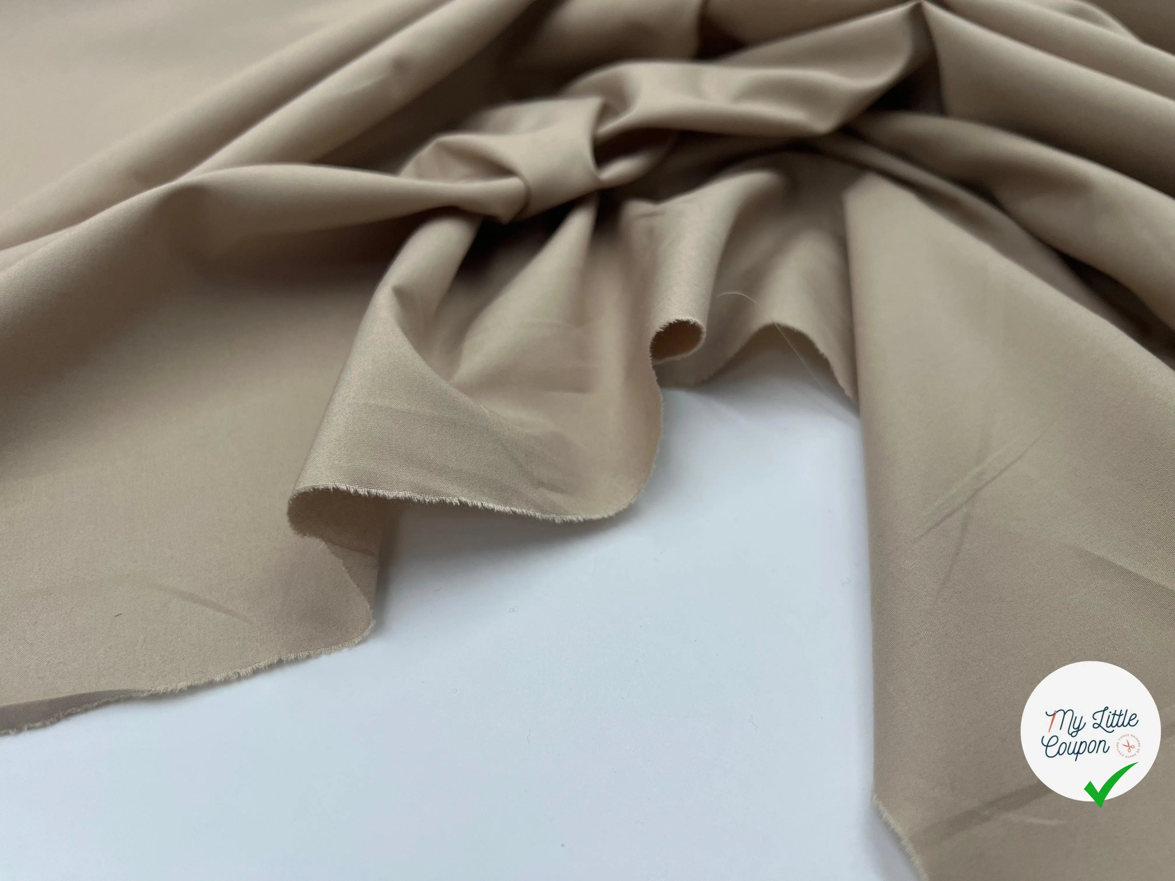 POPELINE DE COTON JAPON BEIGE PARIS BREST - My Little Coupon - tissu - coudre