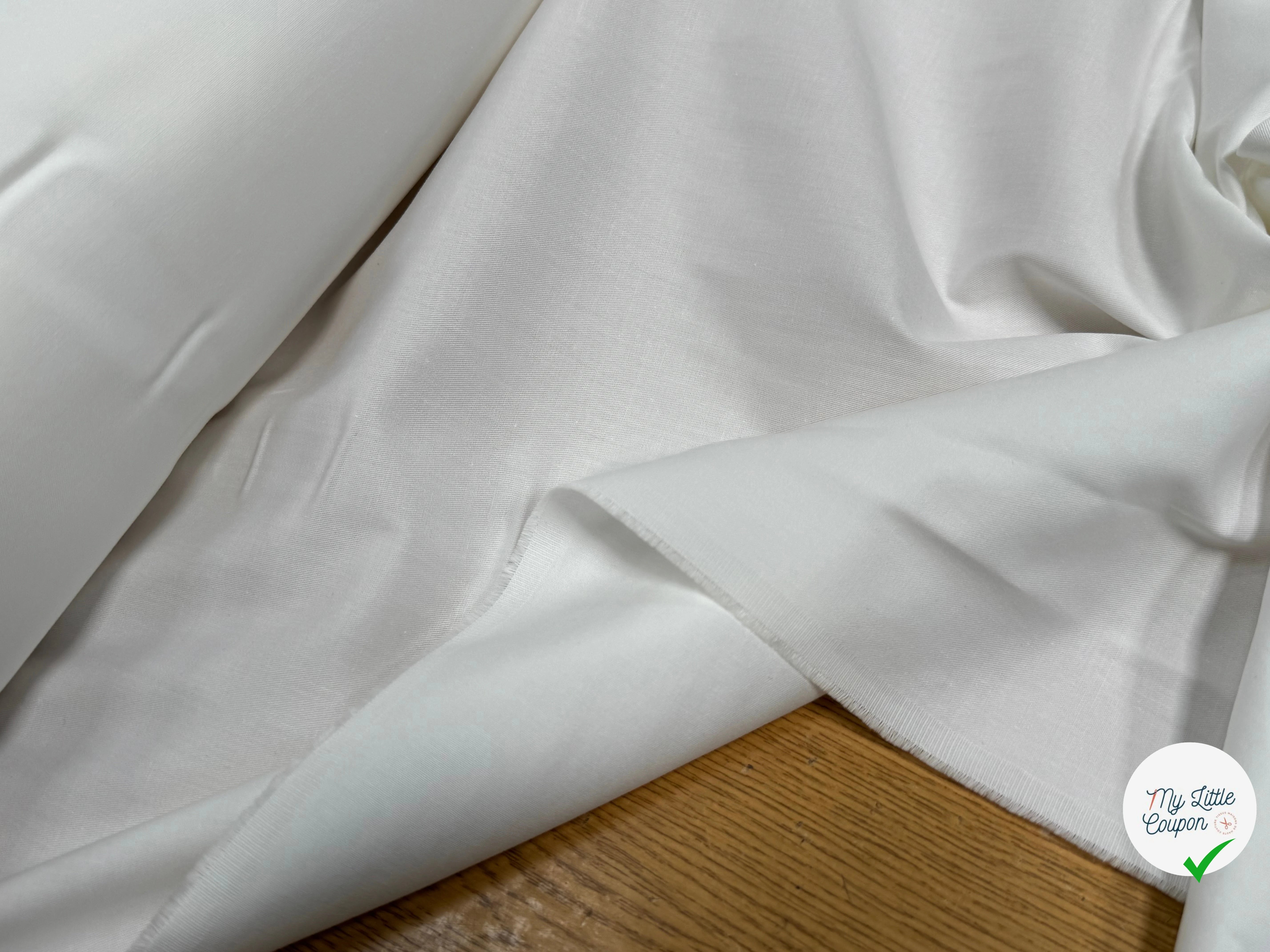 POPELINE DE COTON LÉGÈREMENT SERGÉE QUALITÉ COUTURE BLANC - My Little Coupon
