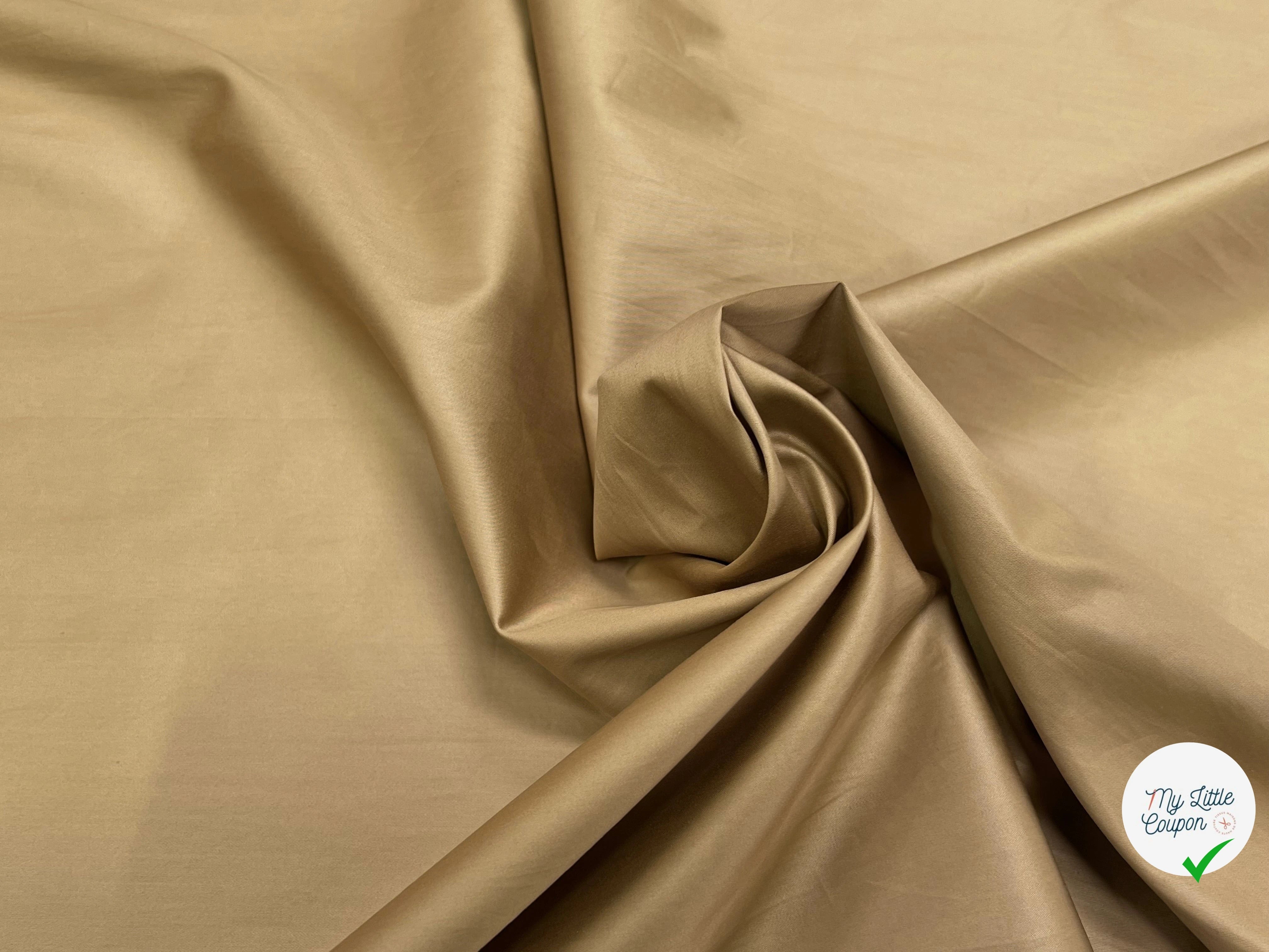 POPELINE DE COTON LISSE BEIGE LÉGÈREMENT SATINÉ FONCÉ 140CM - My Little Coupon