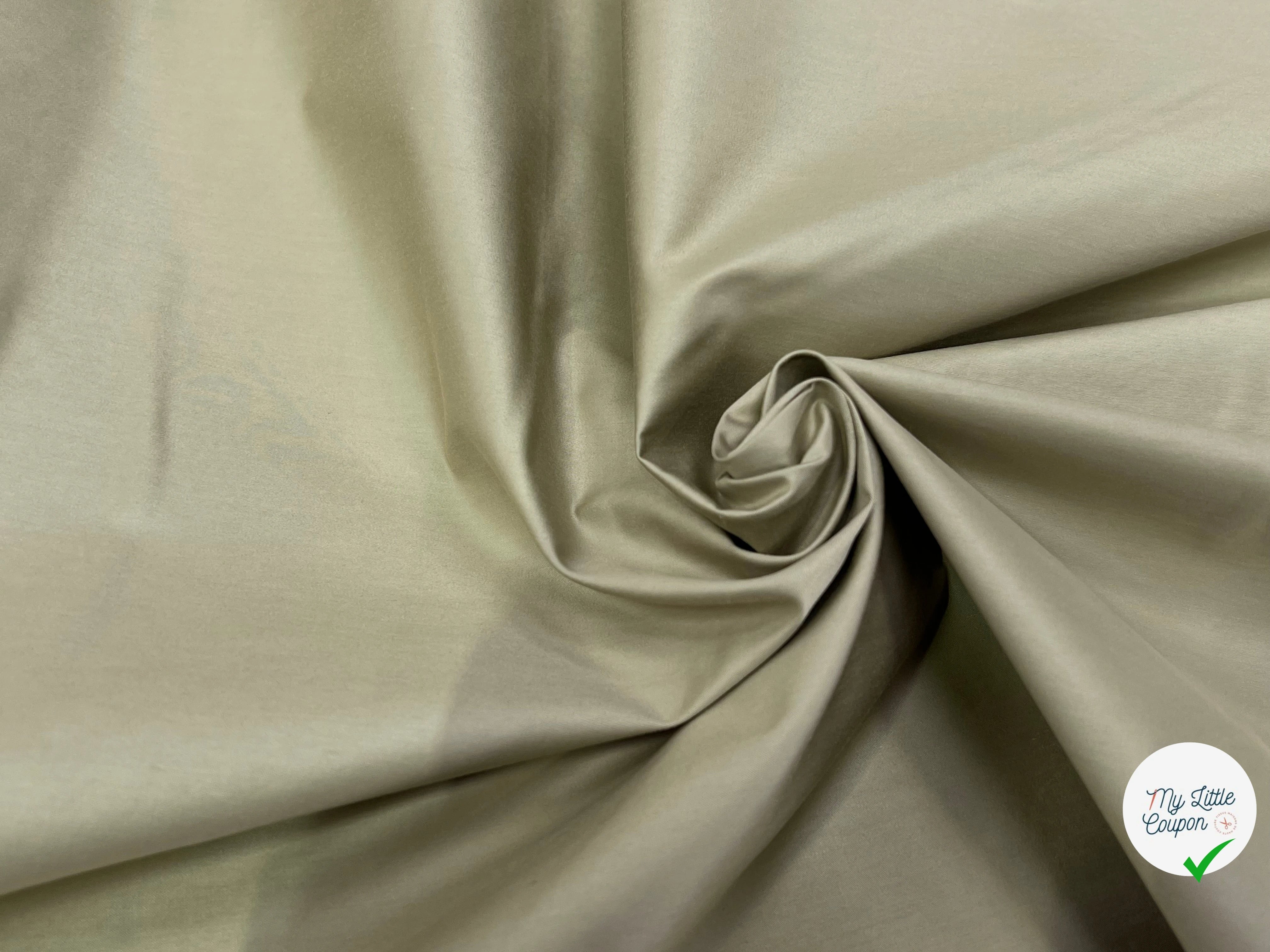 POPELINE DE COTON LISSE LÉGÈREMENT SATINÉ BEIGE CLAIR (SABLE) 140CM - My Little Coupon