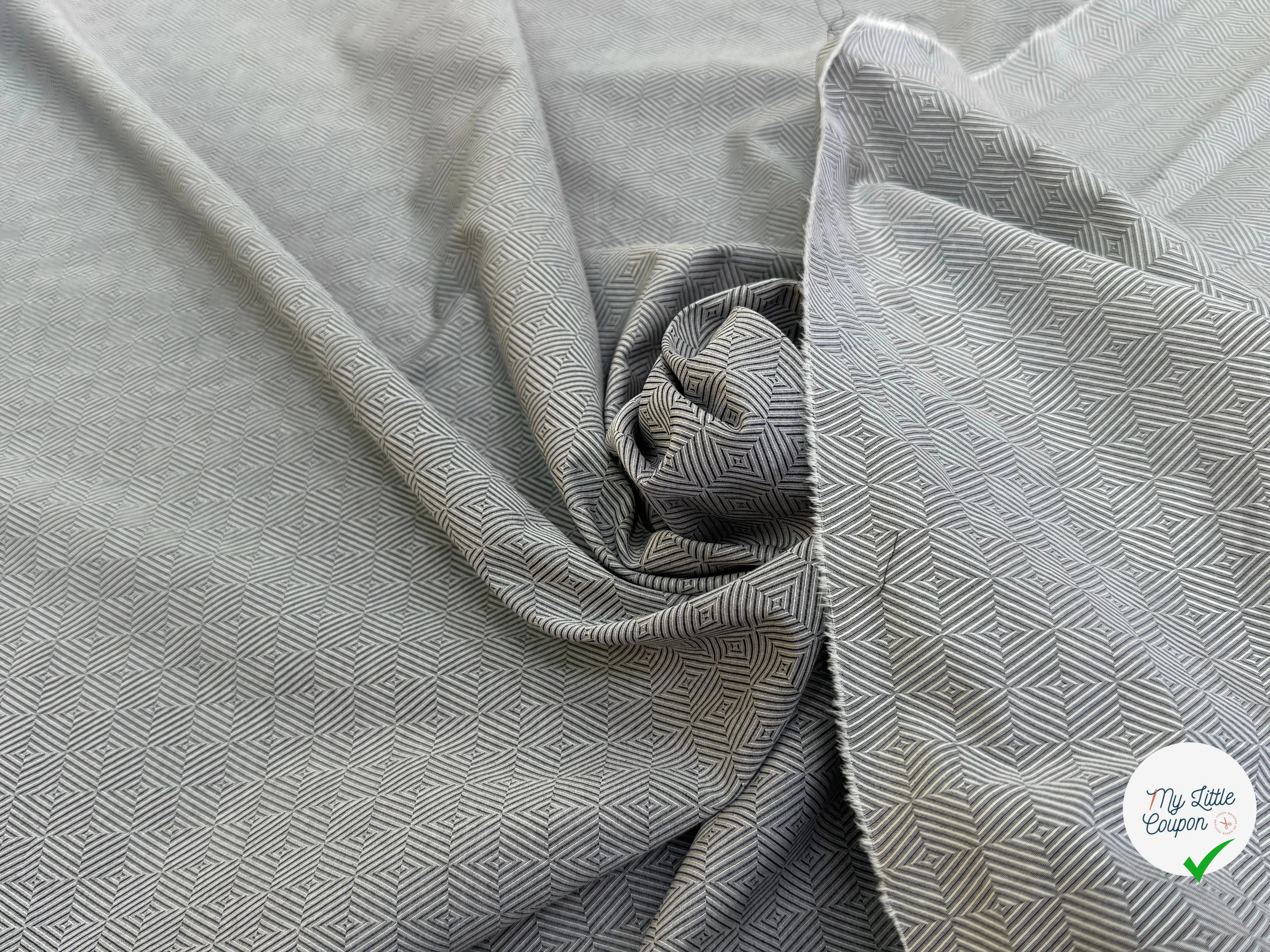 POPELINE DE COTON MOTIFS GÉOMETRIQUES GRIS - My Little Coupon