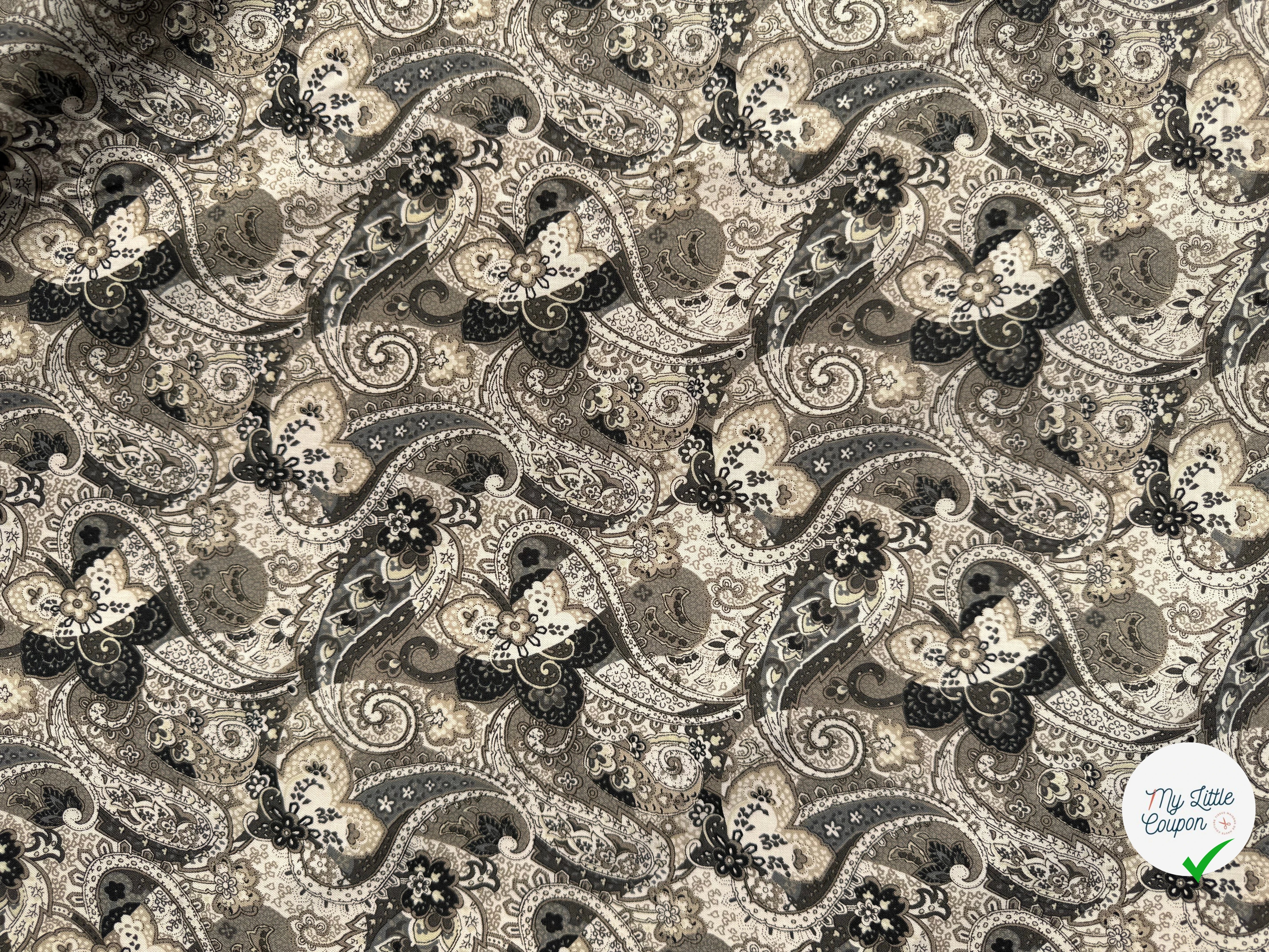 POPELINE DE COTON MOTIFS PAISLEY TENDANCE GRIS - My Little Coupon
