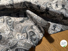 POPELINE DE COTON MOTIFS PAISLEY TENDANCE GRIS - My Little Coupon