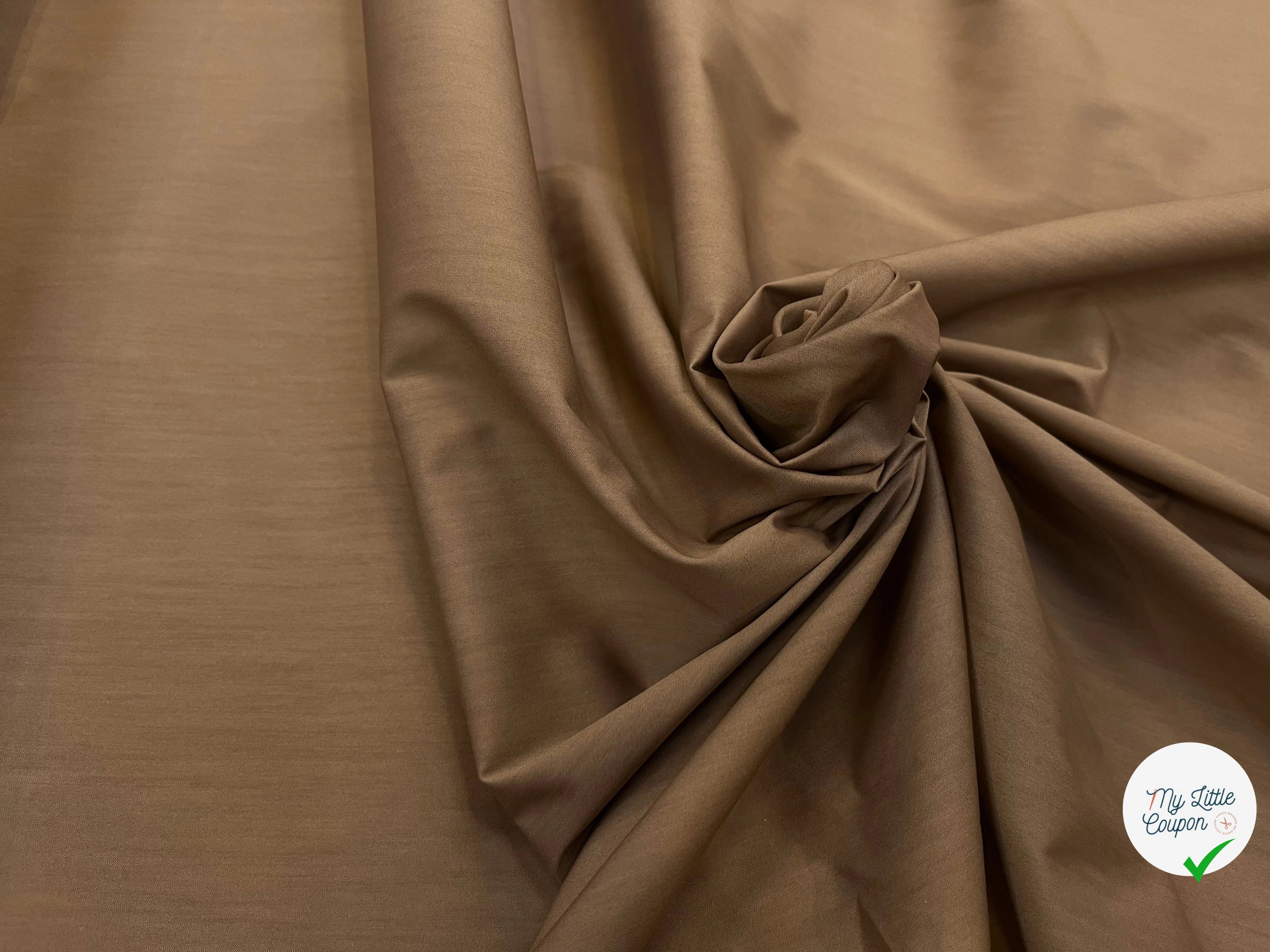 POPELINE DE COTON STRETCH LÈGEREMENT SATINÉE MOCHA 145CM - My Little Coupon