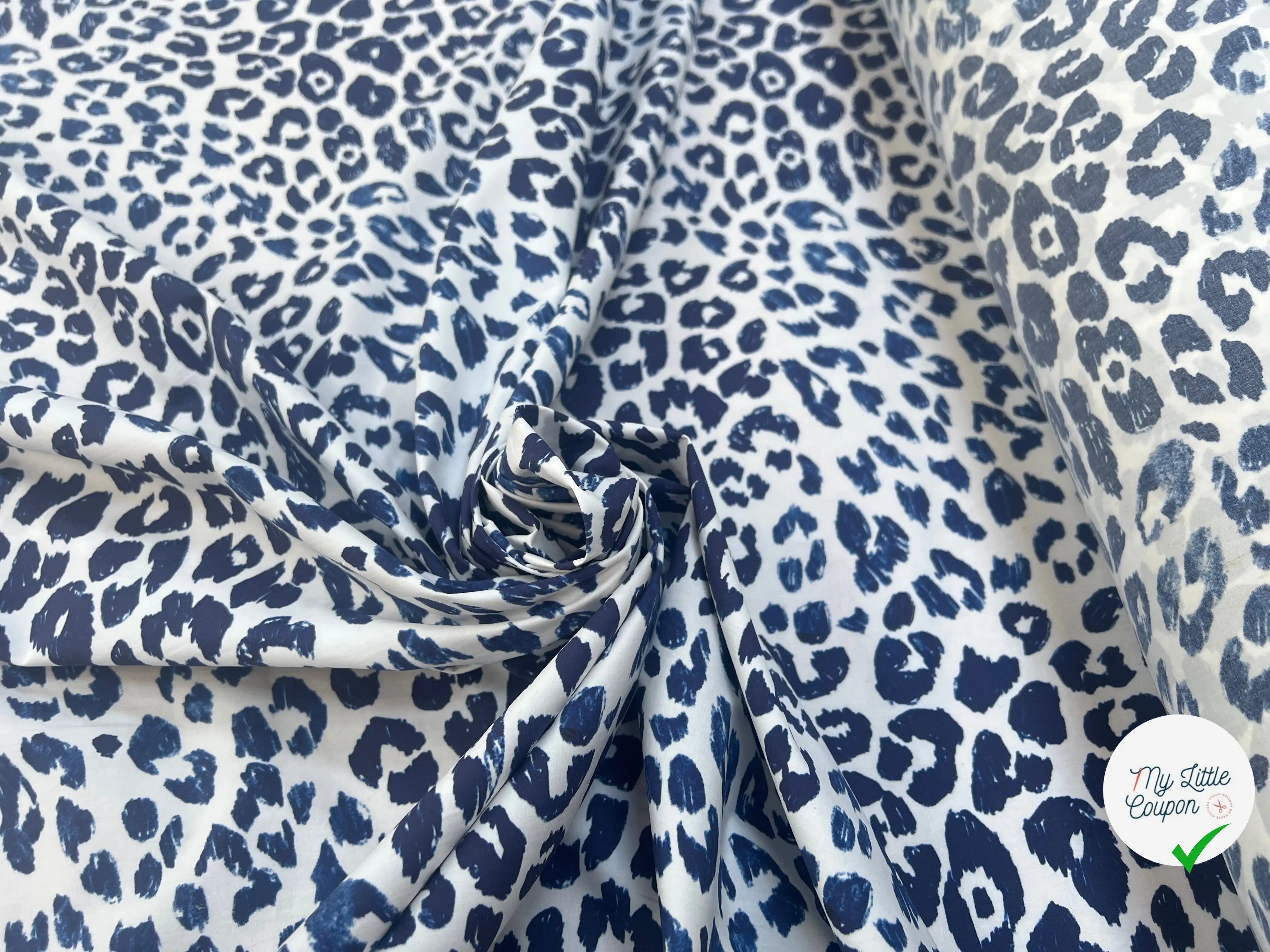 POPELINE DE COTON TACHES FELIN BLEU - My Little Coupon