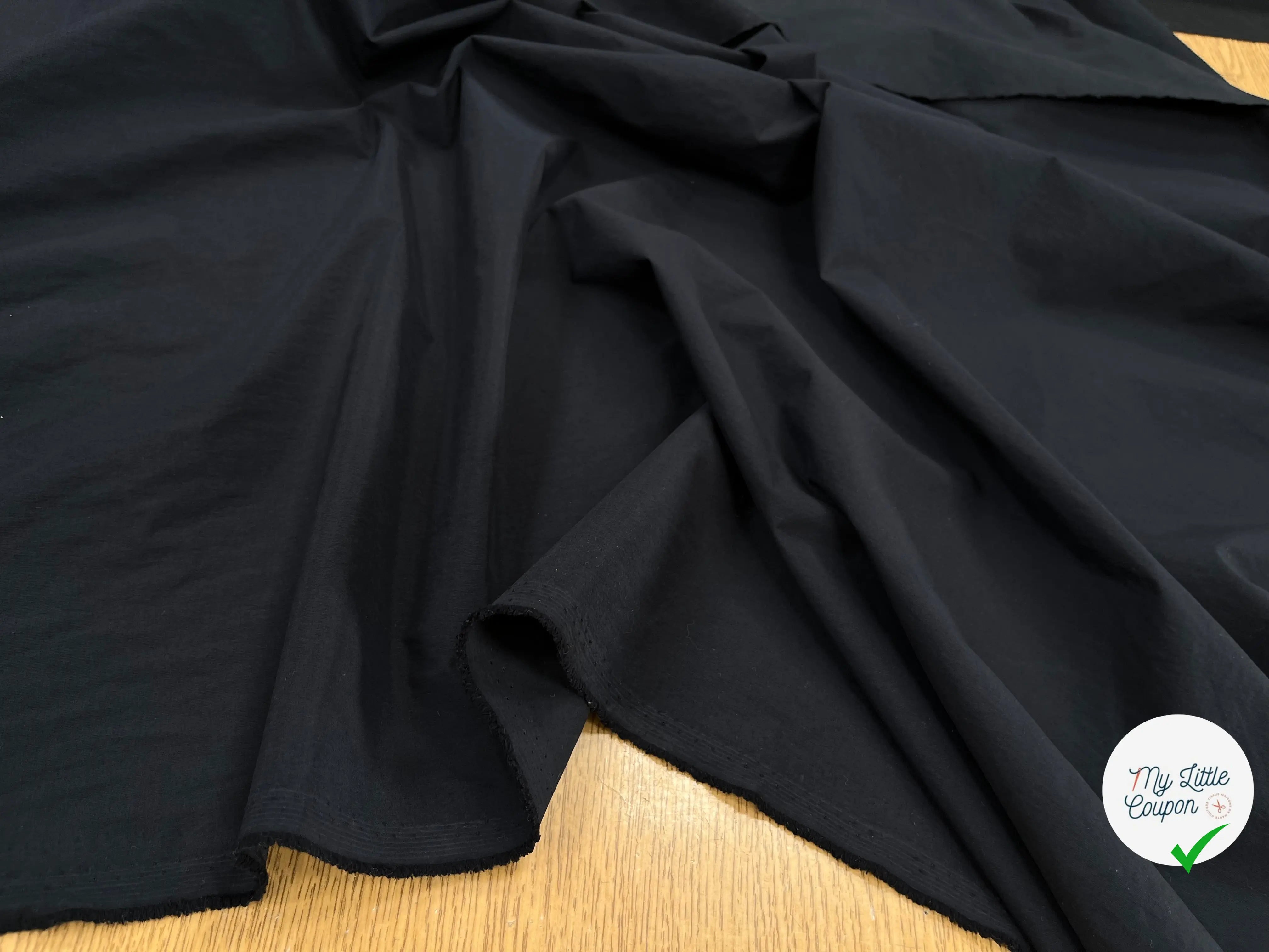 POPELINE UNIE NOIRE CRAQUANTE - My Little Coupon