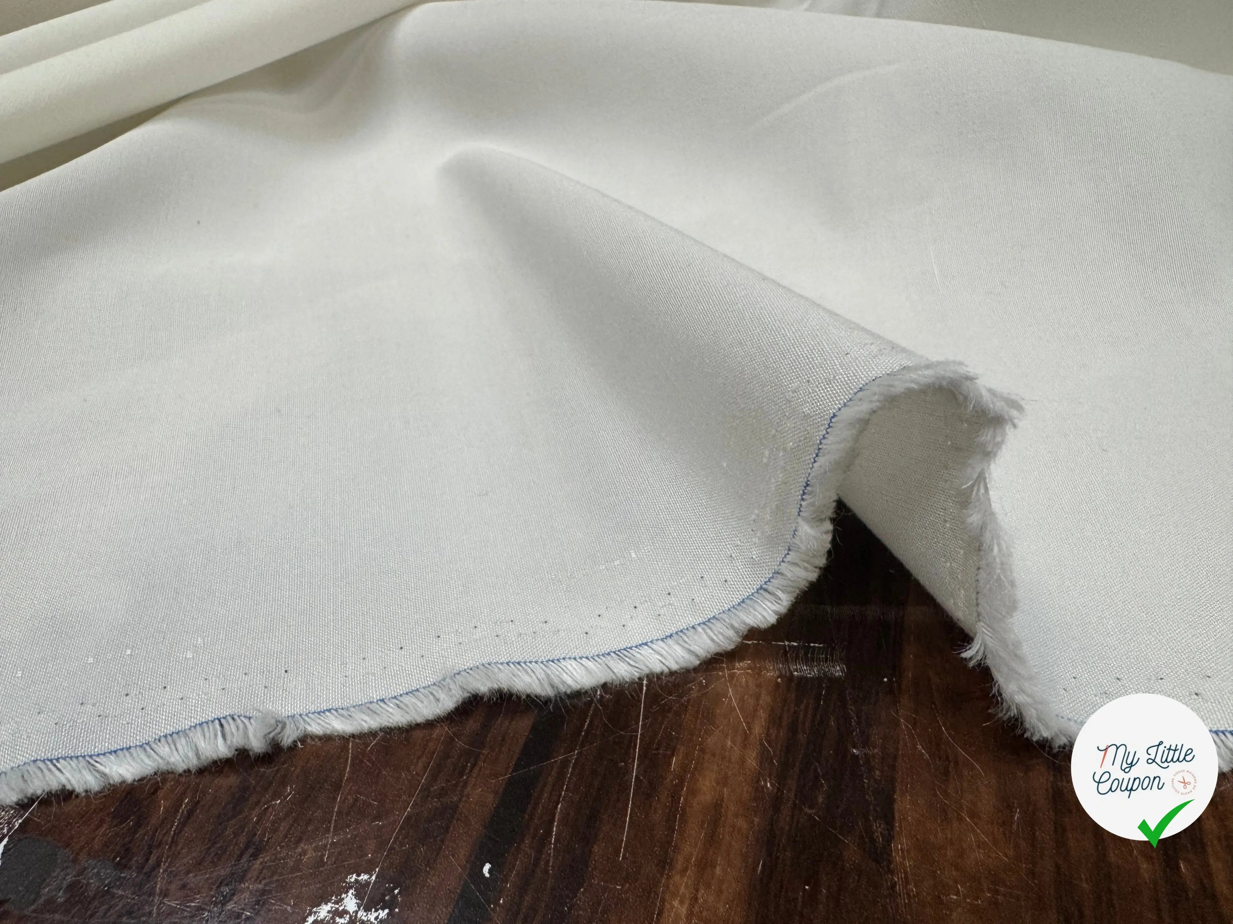 RAMIE VISCOSE CANVAS, Iconic Milk - My Little Coupon