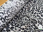 SATIN 100% VISCOSE SUPER FLUIDE ET DOUCE FOND ÉCRU LÉOPARD NOIR - My Little Coupon