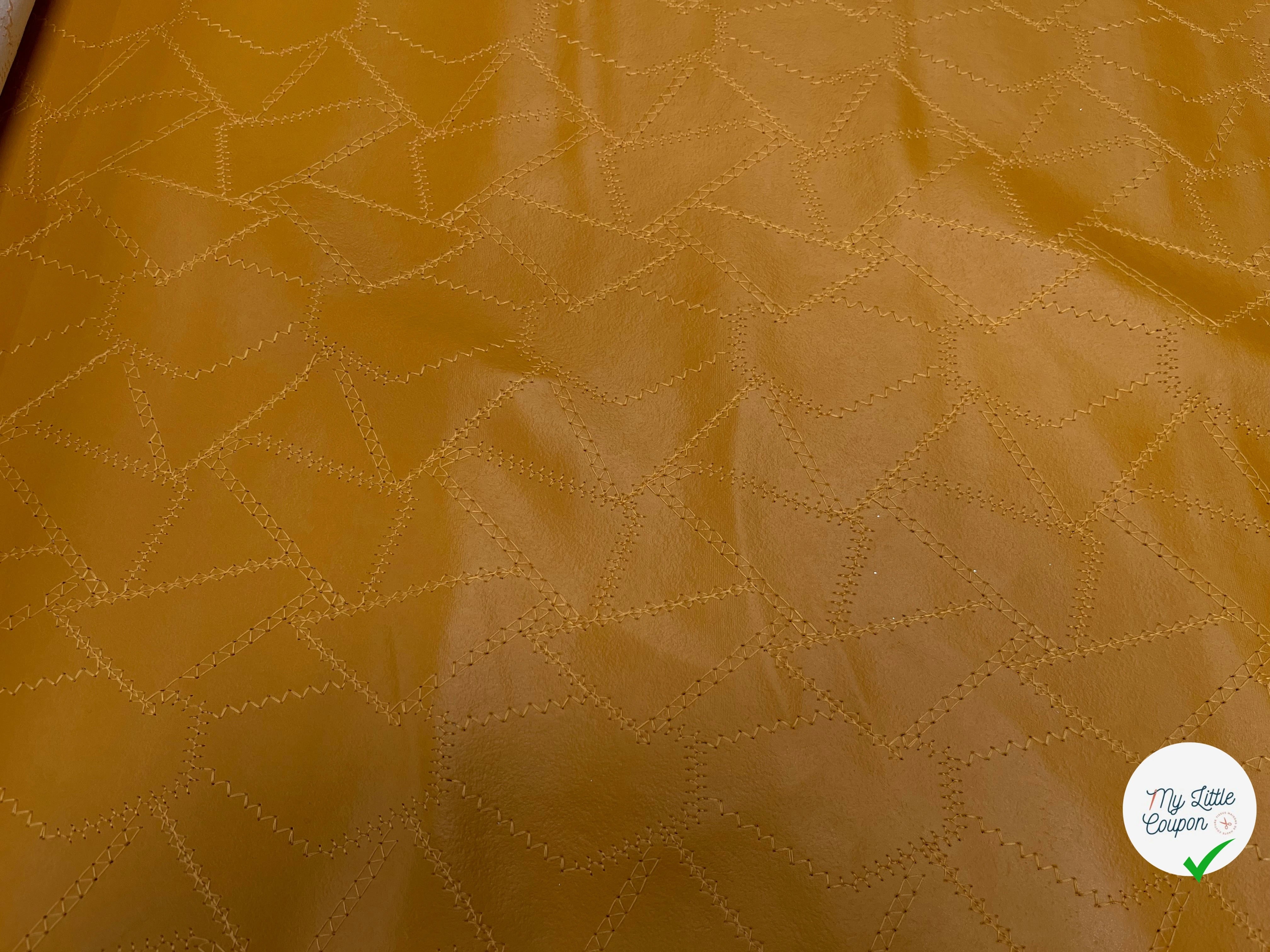 SATIN CUIR JAUNE MOUTARDE MOTIF GÉOMETRIQUE AVEC FIL - My Little Coupon