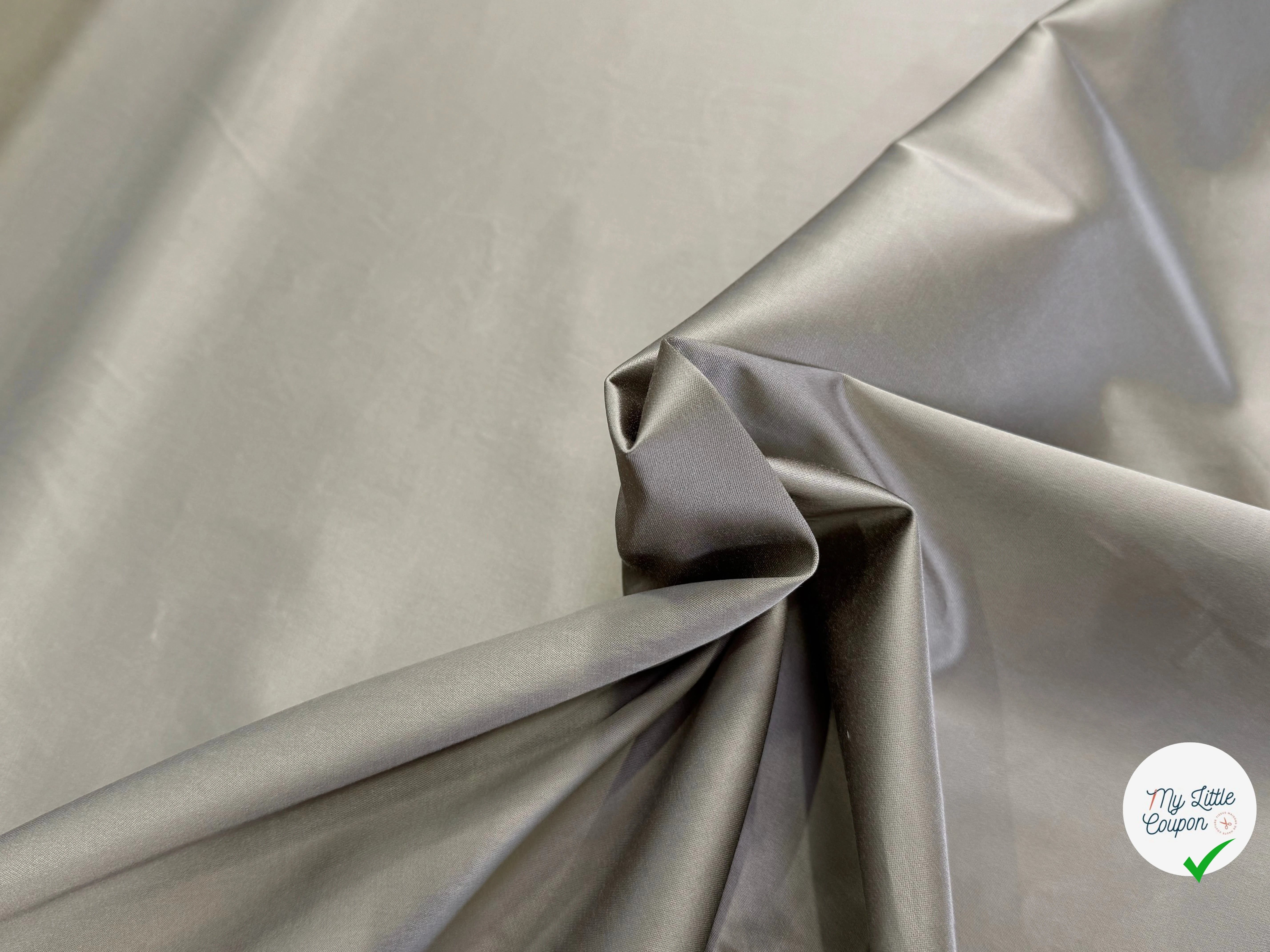 SATIN DE COTON BEIGE BELLE TENUE - My Little Coupon