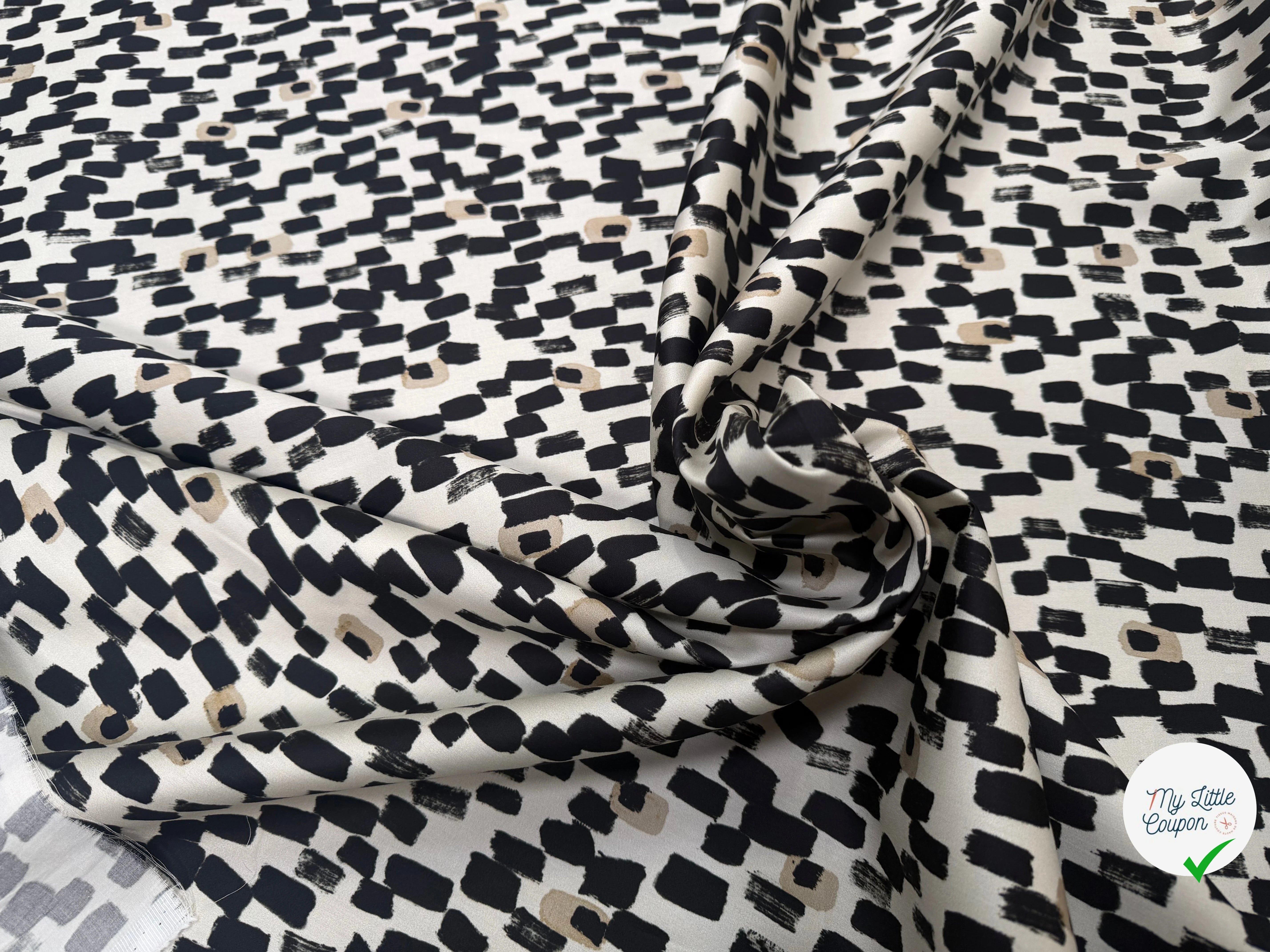 SATIN DE COTON IMPRIMÉ TACHES NOIR QUALITÉ PREMIUM - My Little Coupon
