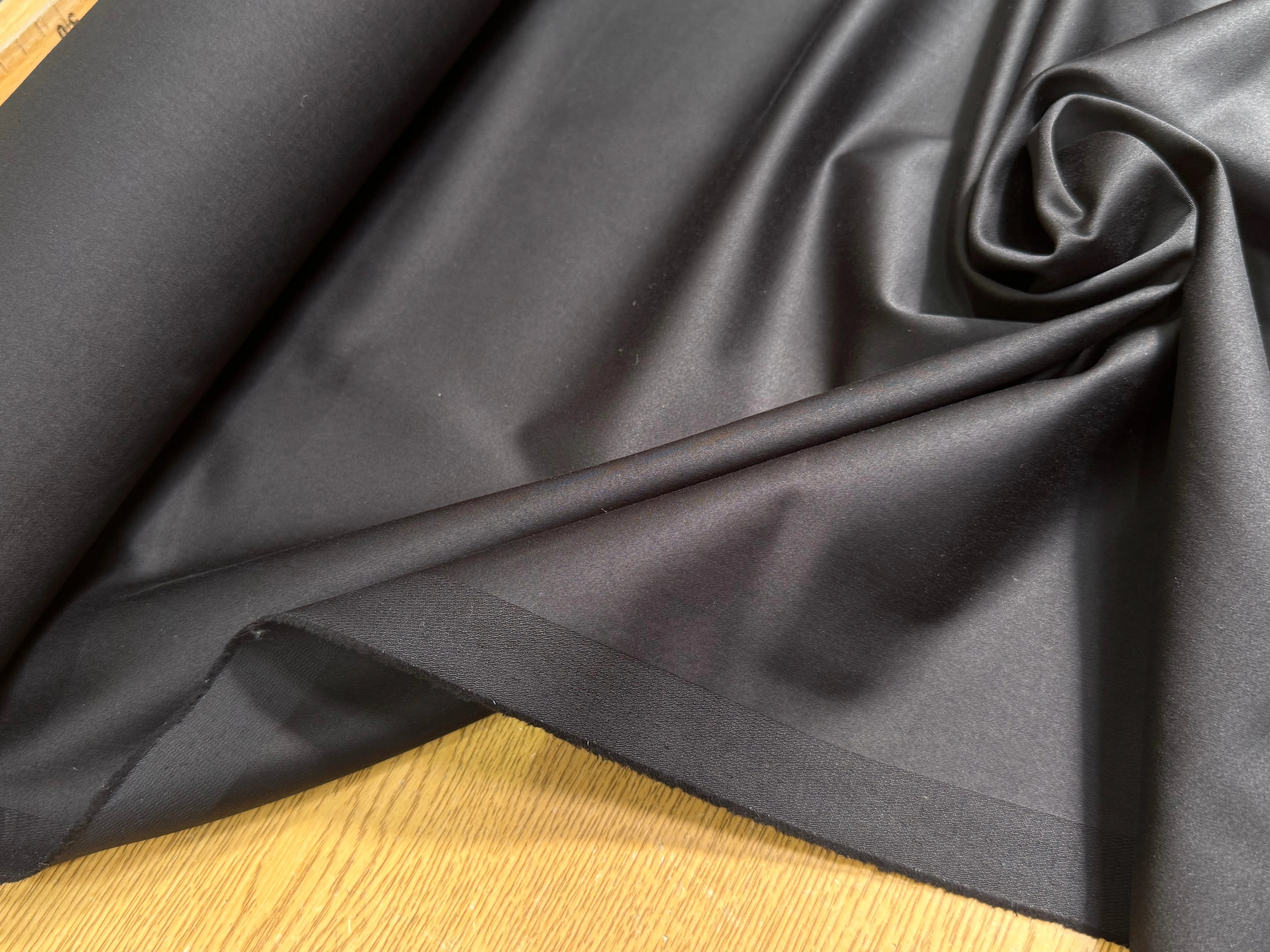 SATIN DE COTON LOURD ULTRA STRETCH NOIR TENUE ÉLÉGANTE - My Little Coupon