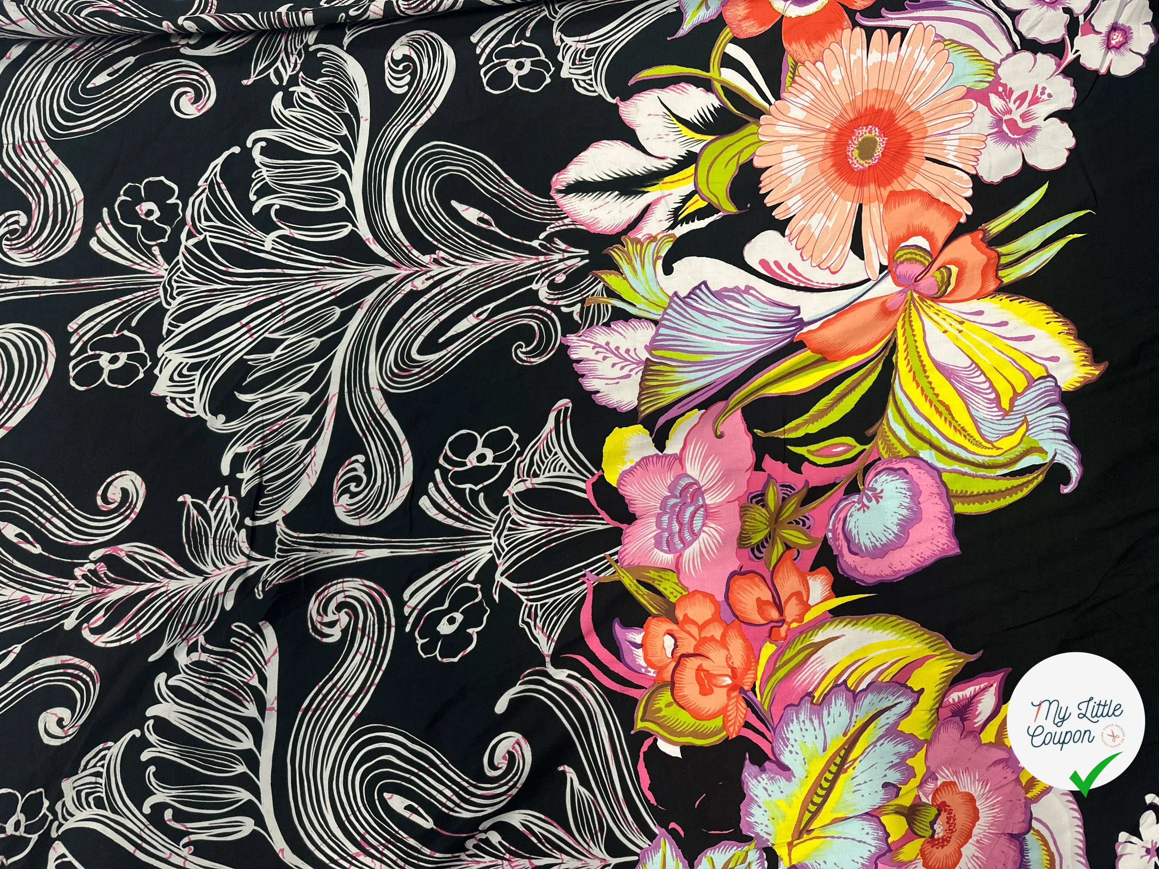 SATIN DE COTON SOIE FIN À DESSINS FLEURIS FOND NOIR MLC INTERN