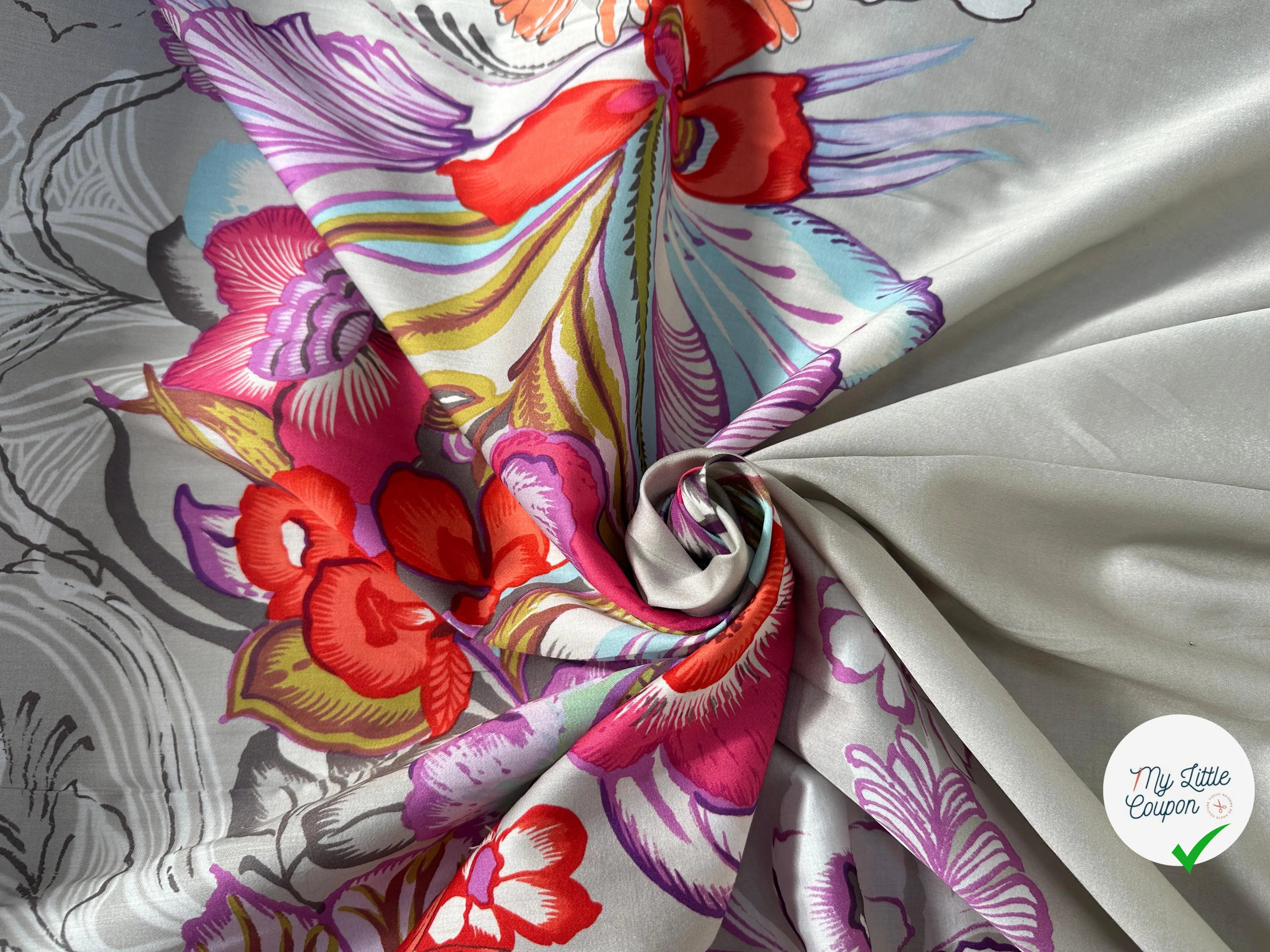 SATIN DE COTON SOIE FIN À DESSINS FLEURIS NOUVEAU - My Little Coupon