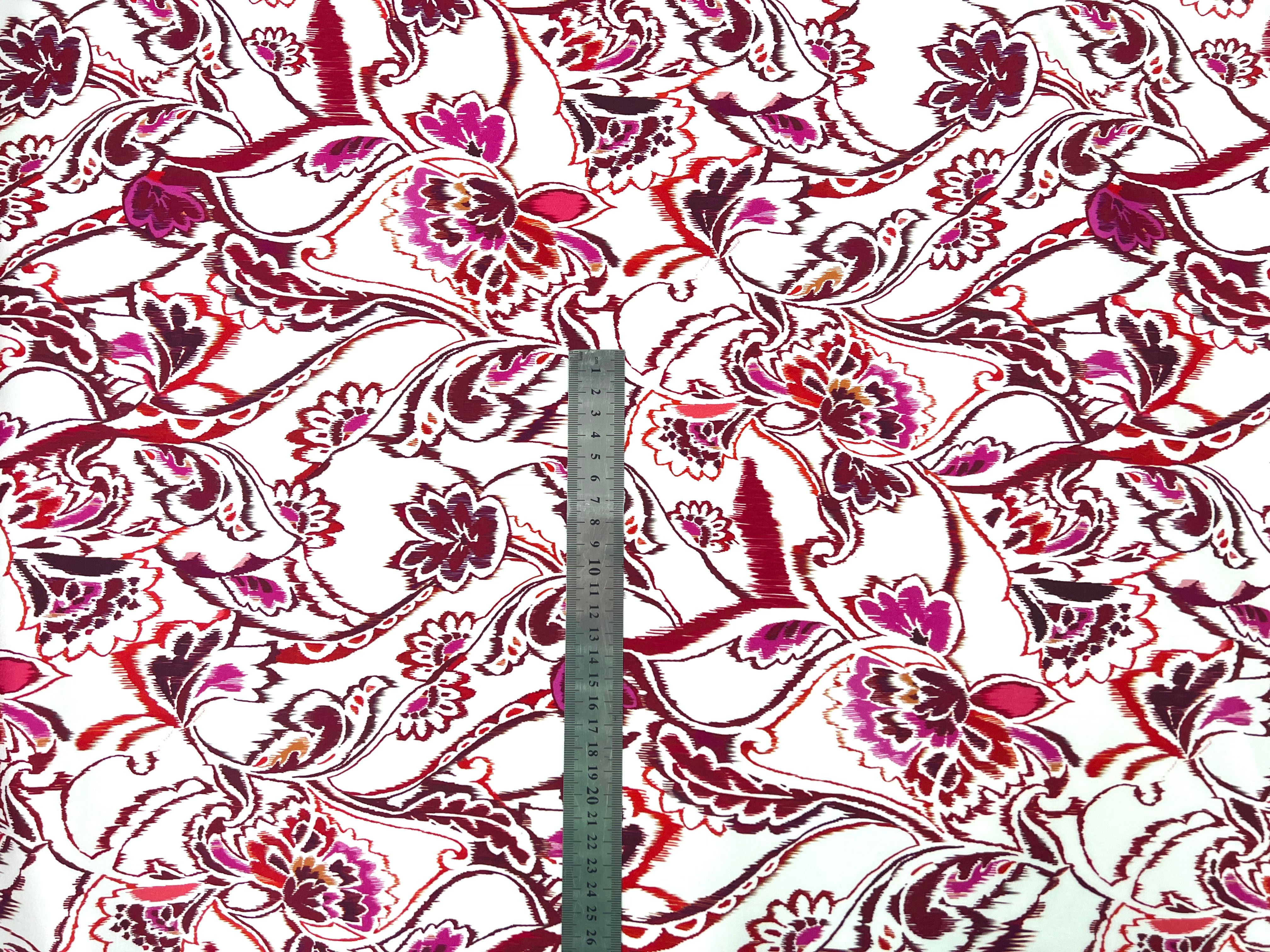 SATIN DE COTON STRETCH FLEURS D'ORIENT TONS DE ROSE MSO