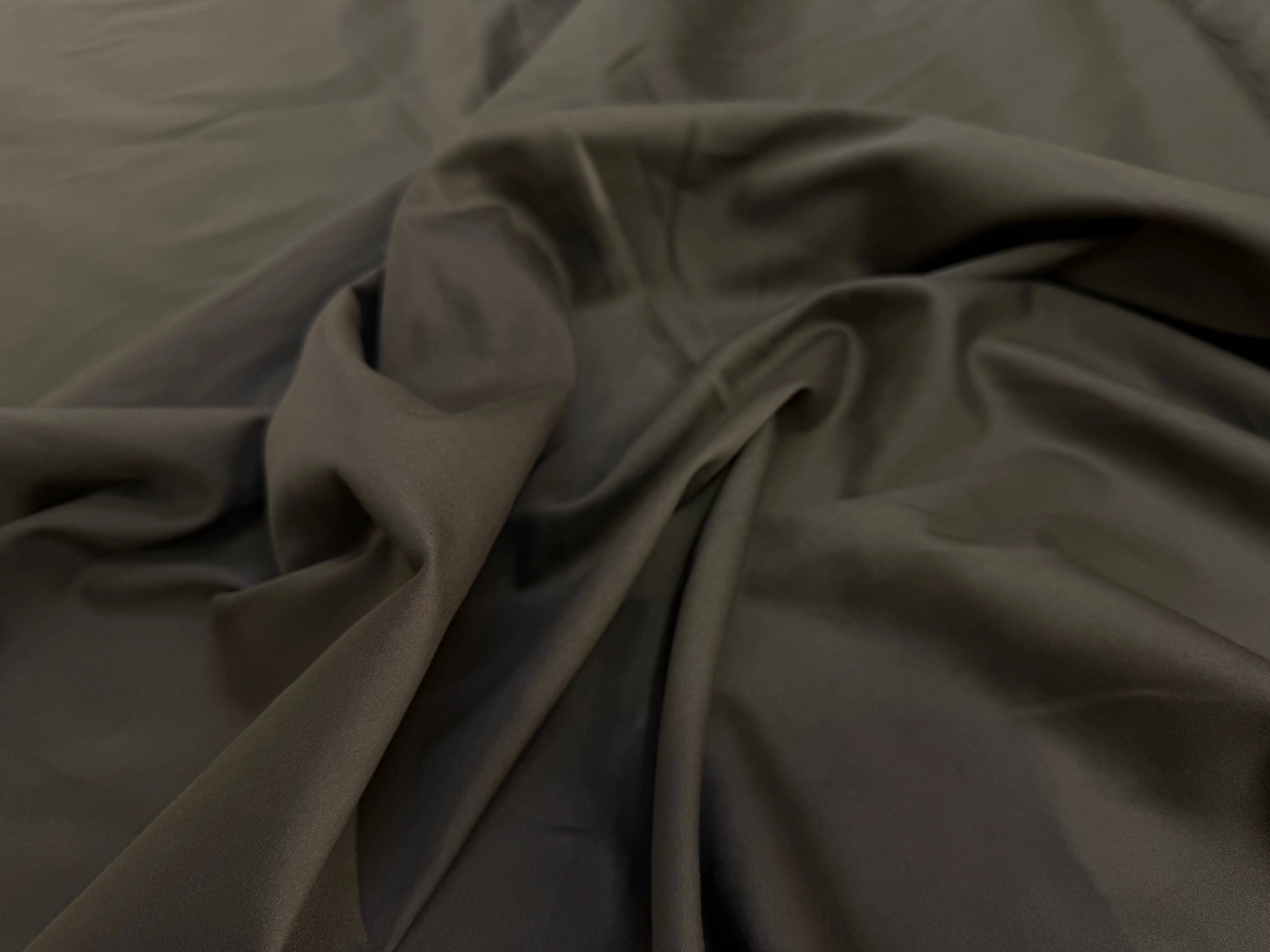 SATIN DE COTON STRETCH QUALITÉ COUTURE KHAKI - My Little Coupon