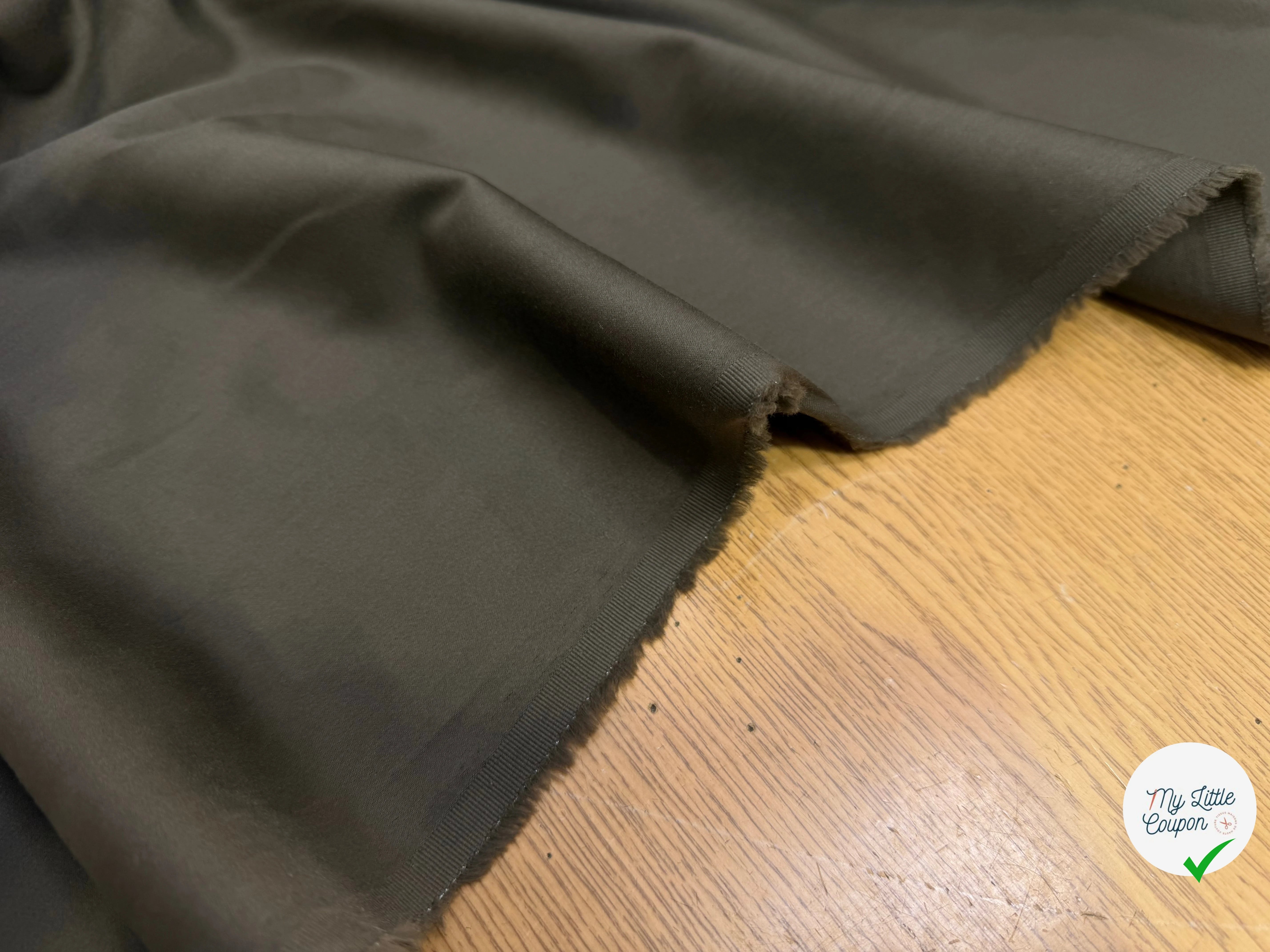 SATIN DE COTON STRETCH QUALITÉ COUTURE KHAKI - My Little Coupon