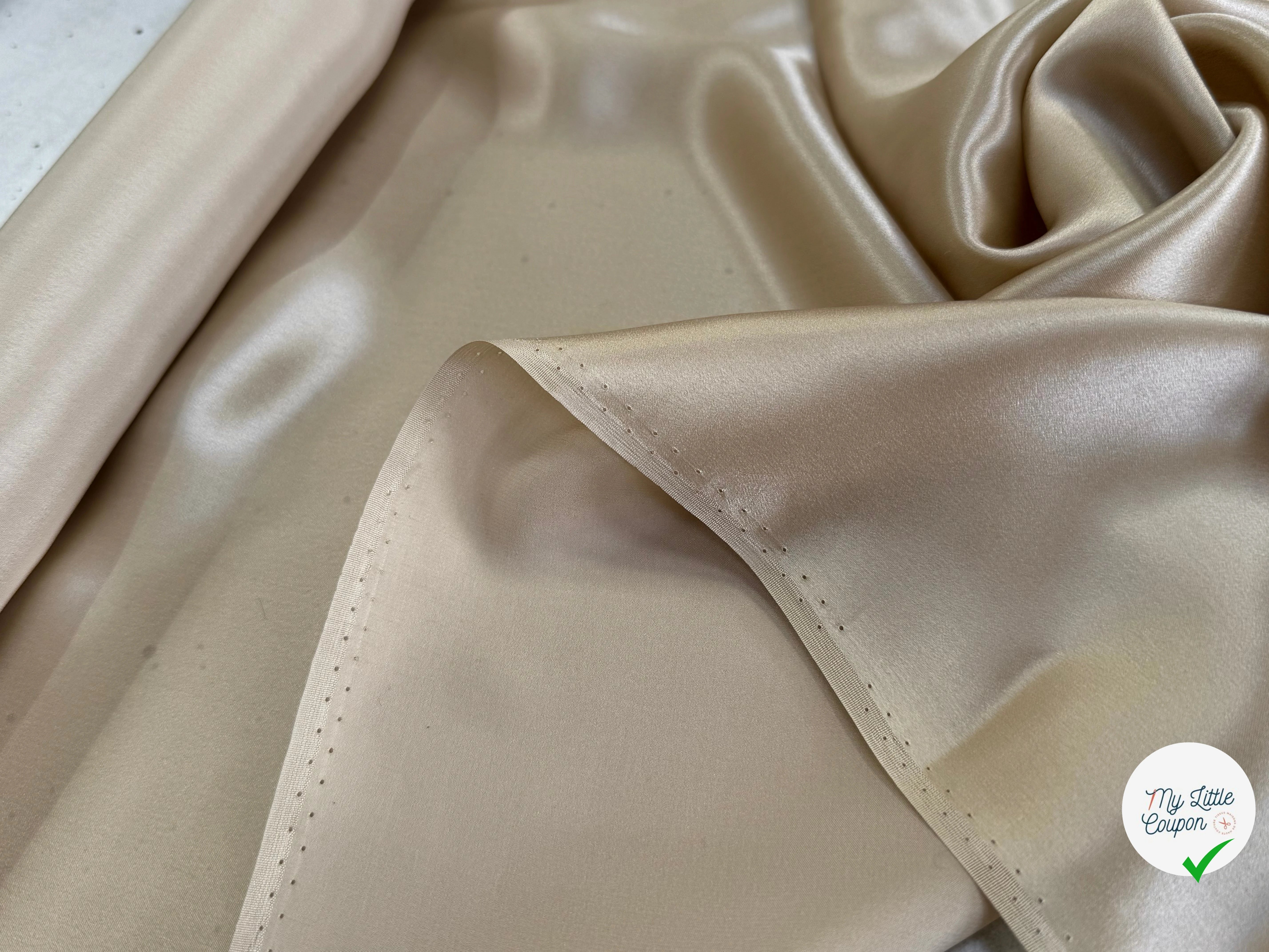 SATIN DE SOIE FLUIDE 110 DE LAIZE BEIGE CHIC - My Little Coupon
