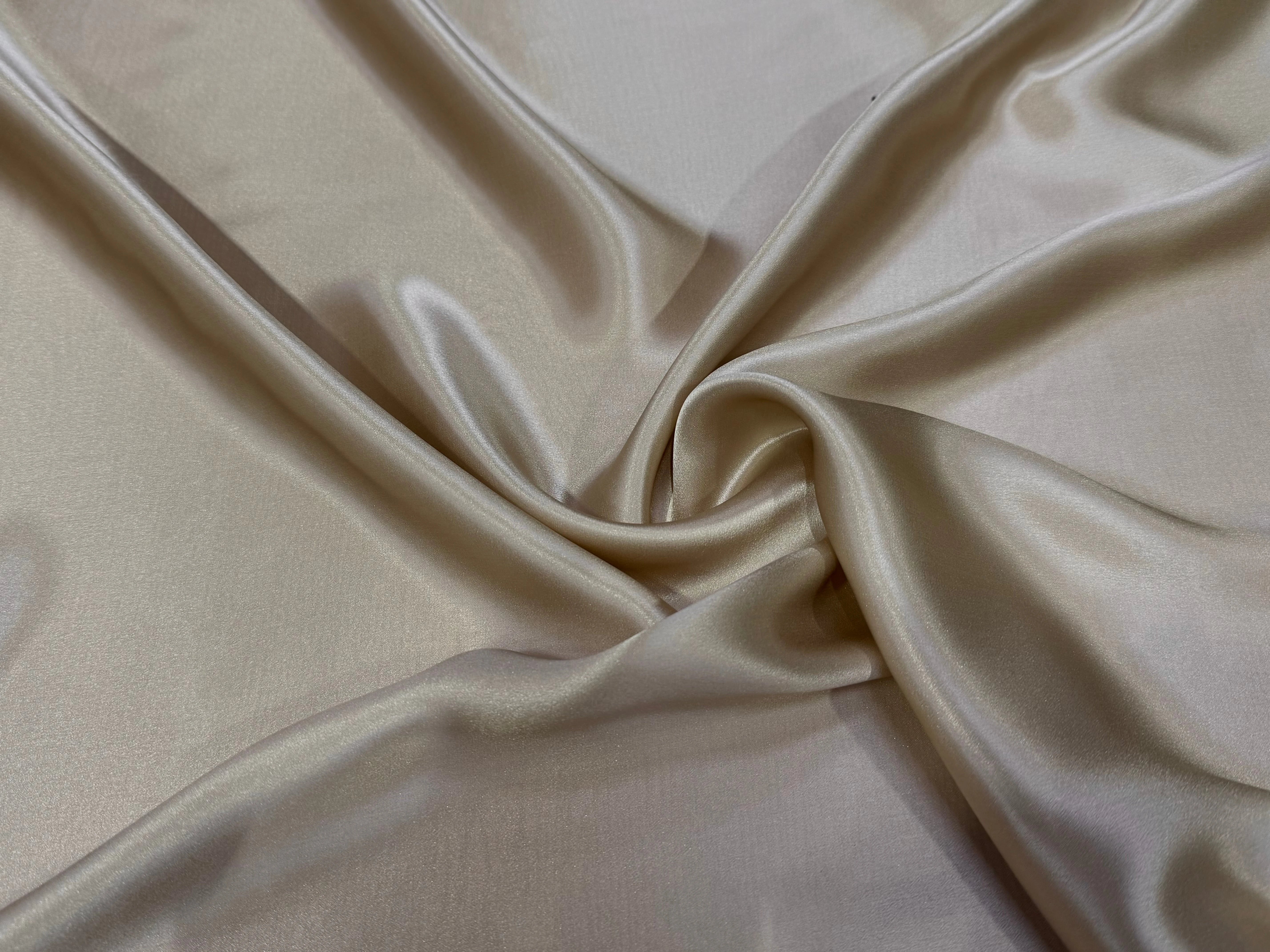 SATIN DE SOIE FLUIDE BEIGE OR 110CM - My Little Coupon