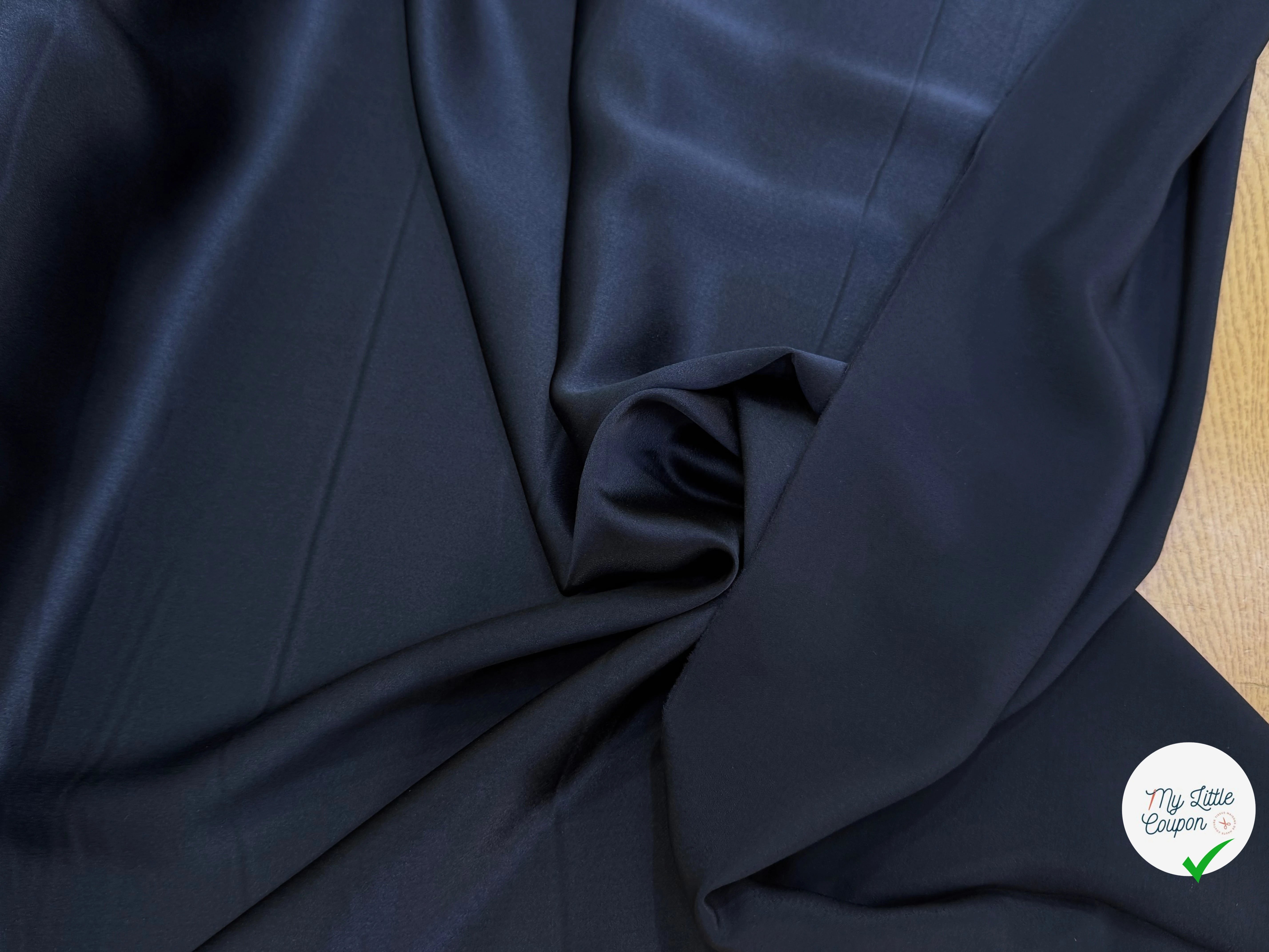 SATIN DE SOIE FLUIDE BLEU MARINE ULTRA CHIC - My Little Coupon
