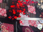 SATIN DE SOIE FOND NOIR MOTIFS ROUGE ET BLANC - My Little Coupon