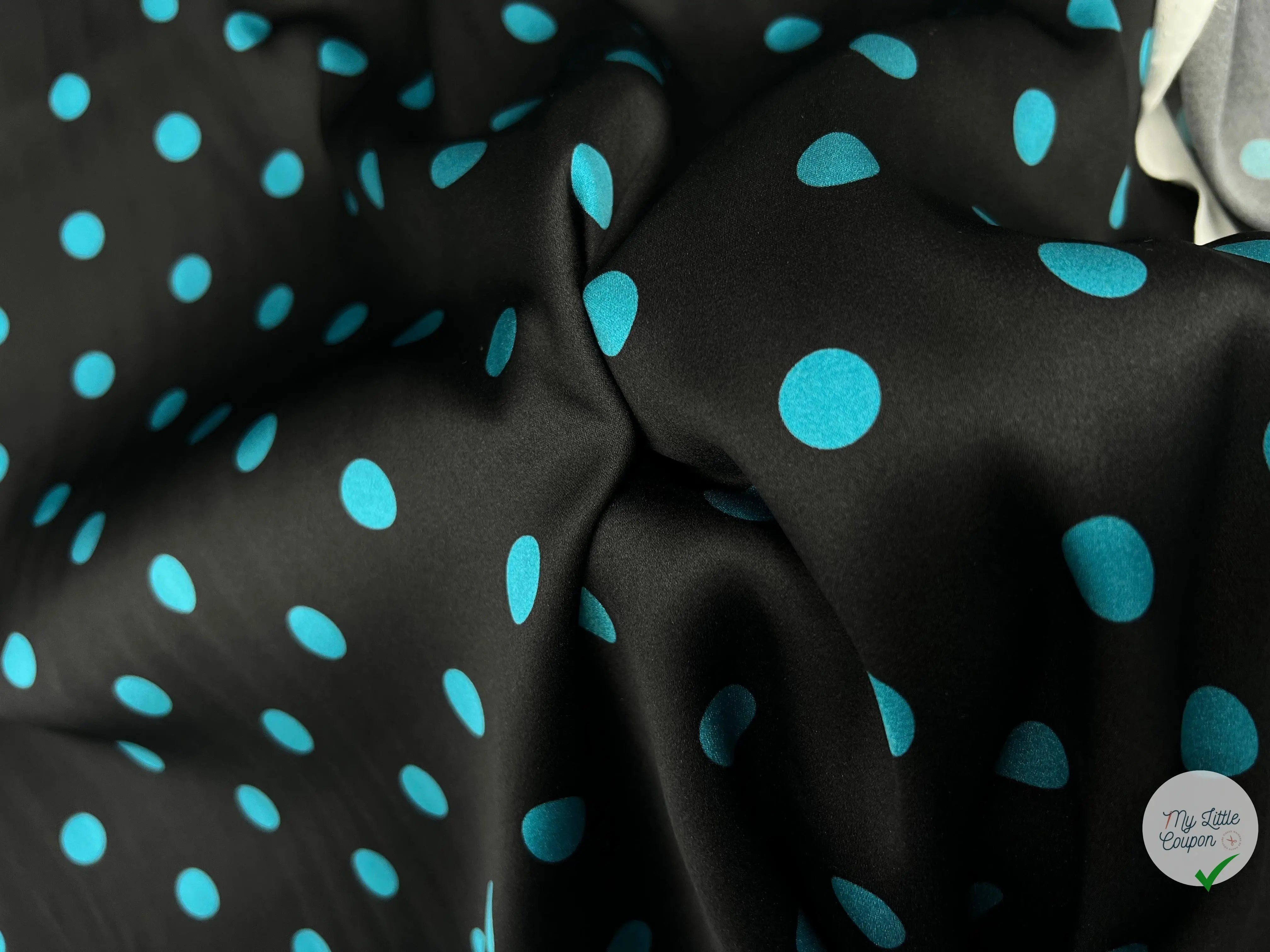 SATIN DE SOIE PETITS POIS TURQUOISES LAGOON - coupon de tissu de 3 mètres - My Little Coupon - tissu - coudre