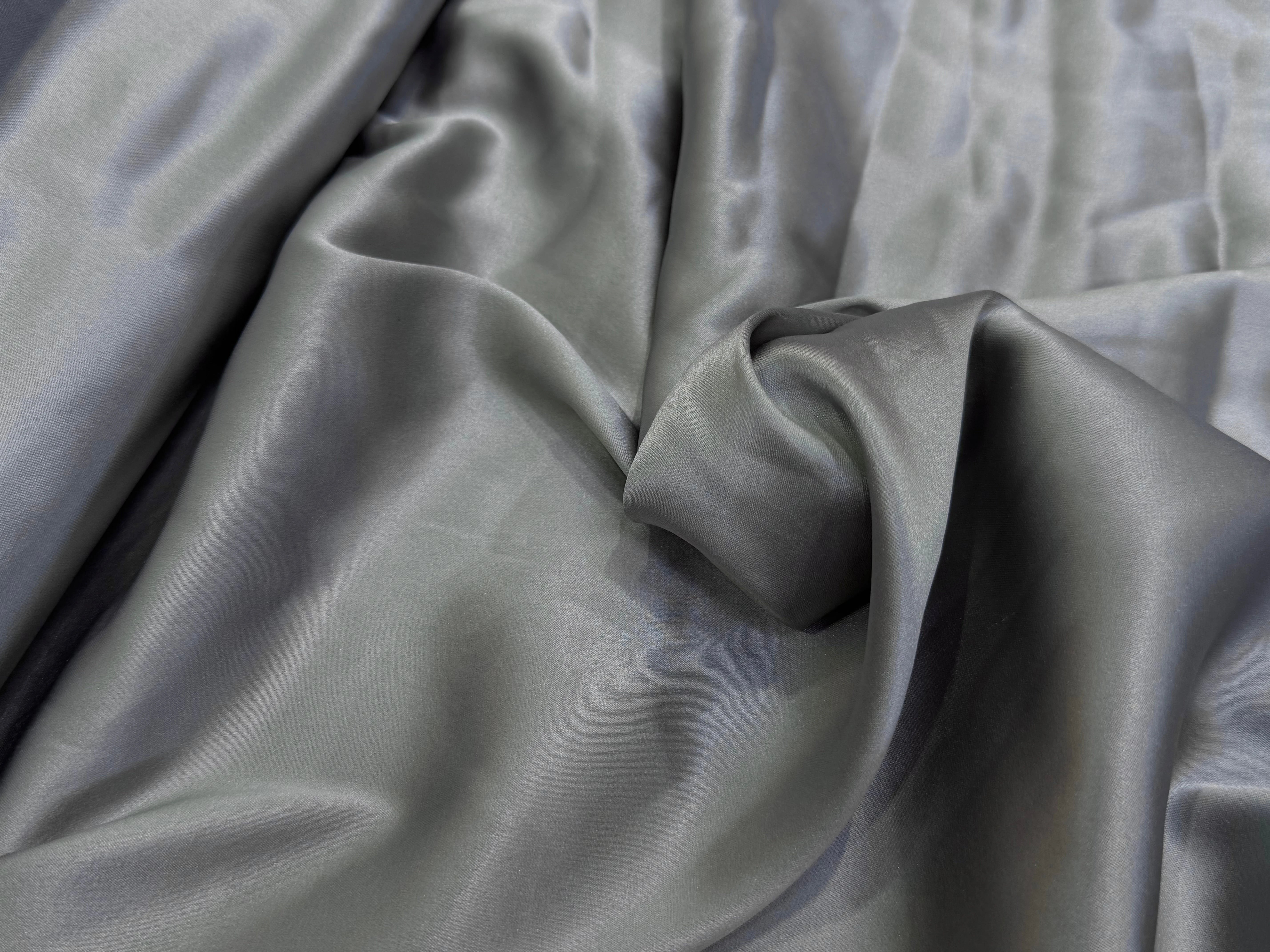 SATIN DE SOIE STRETCH GRIS ACIER FLUIDE 100 DE LAIZE - My Little Coupon
