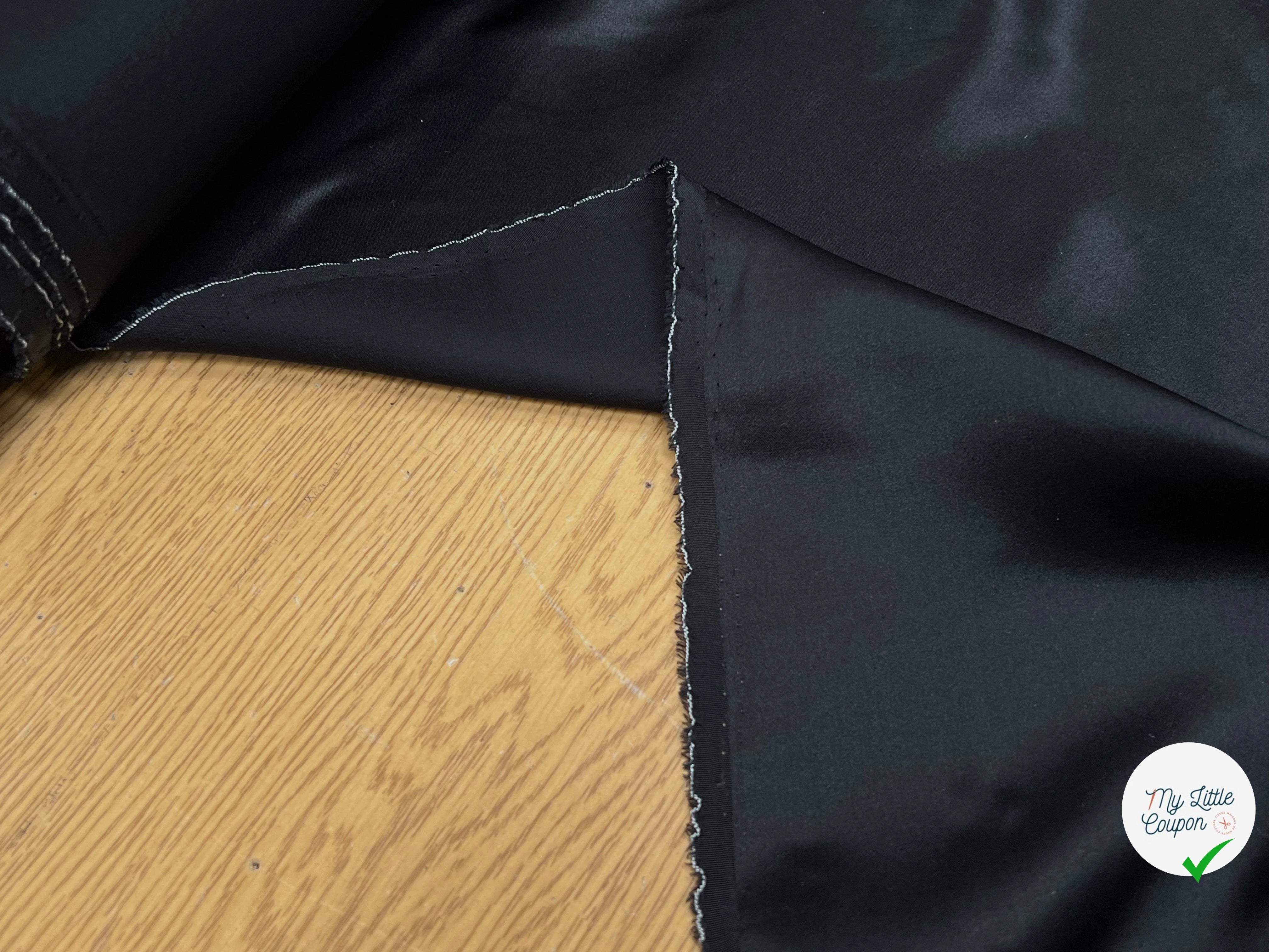 SATIN DE SOIE UNI NOIR SAIVANA 100% SOIE FLUIDE - My Little Coupon