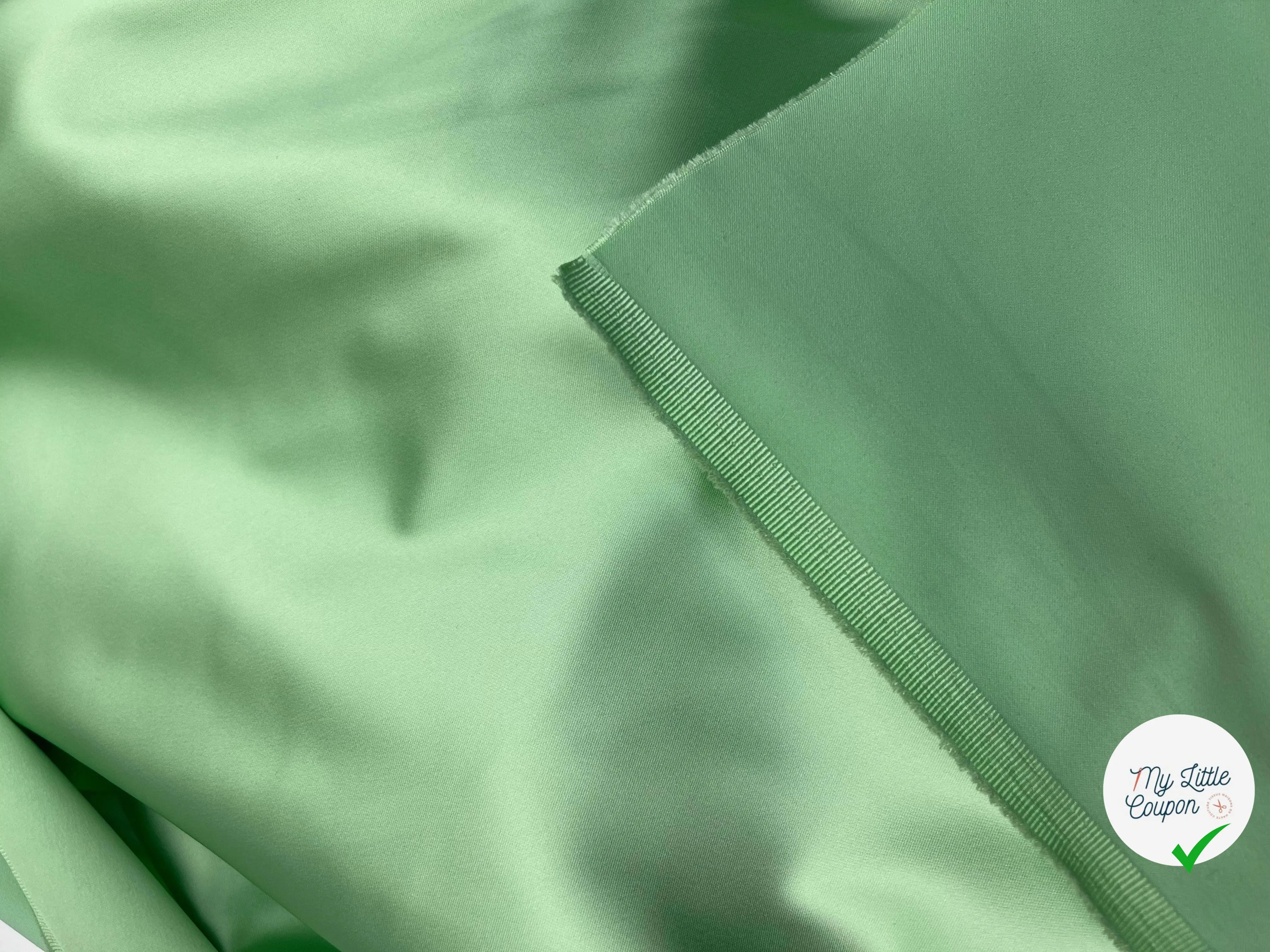 SATIN DUCHESSE EXTENSIBLE VERT AMANDE - My Little Coupon - tissu - coudre