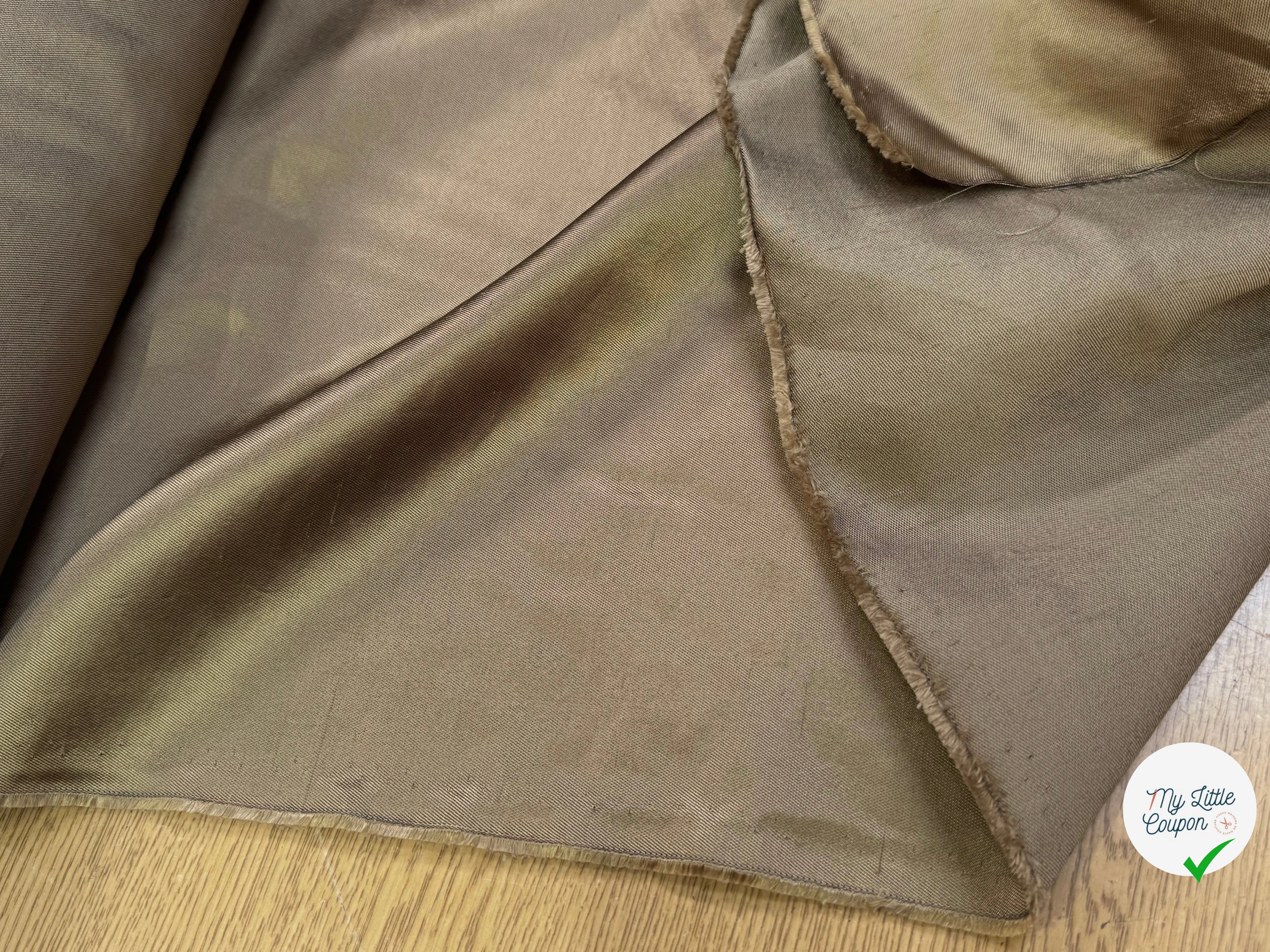SATIN DUCHESSE TEXTURÉ OR 100% SOIE - My Little Coupon