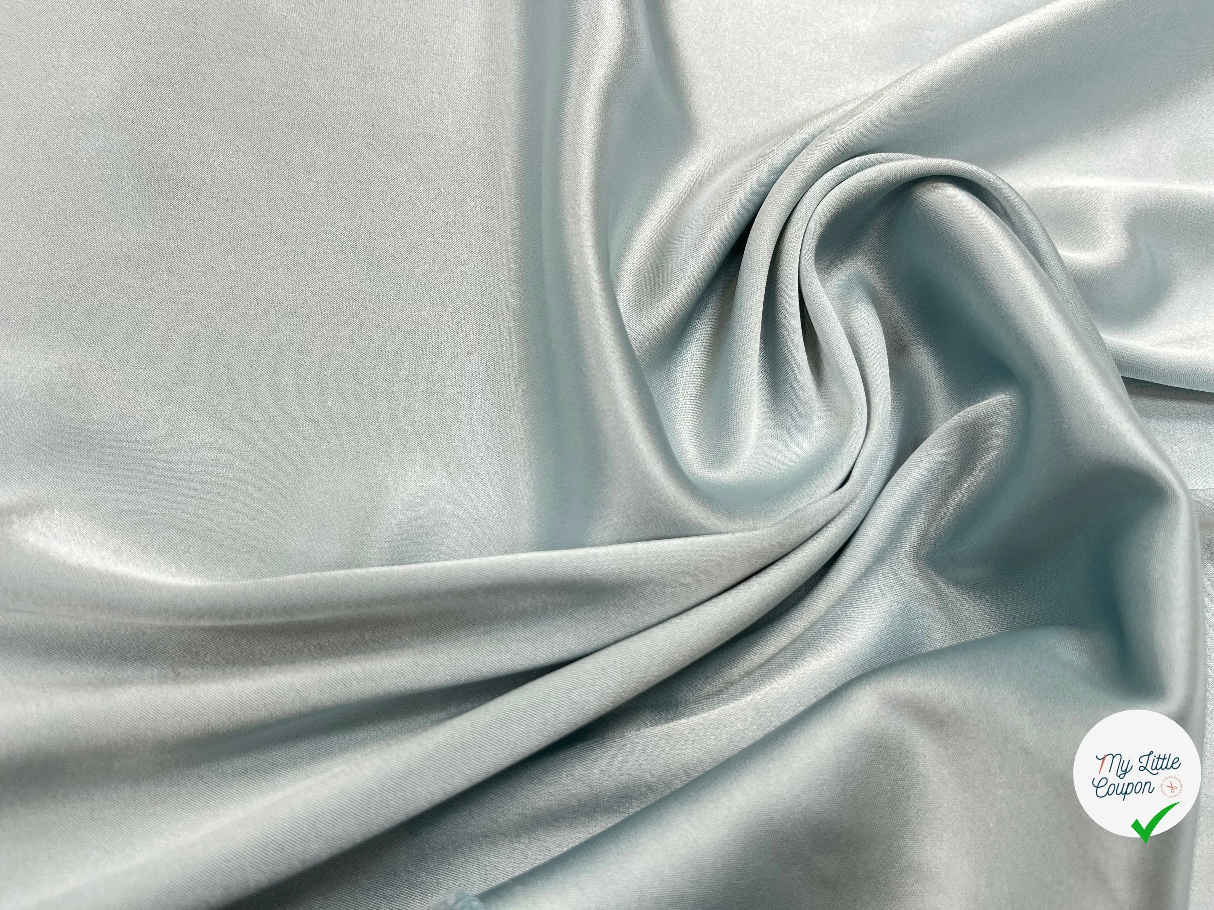 SATIN FROID ET FLUIDE POLYESTER 130CM CLOUD BLUE - My Little Coupon