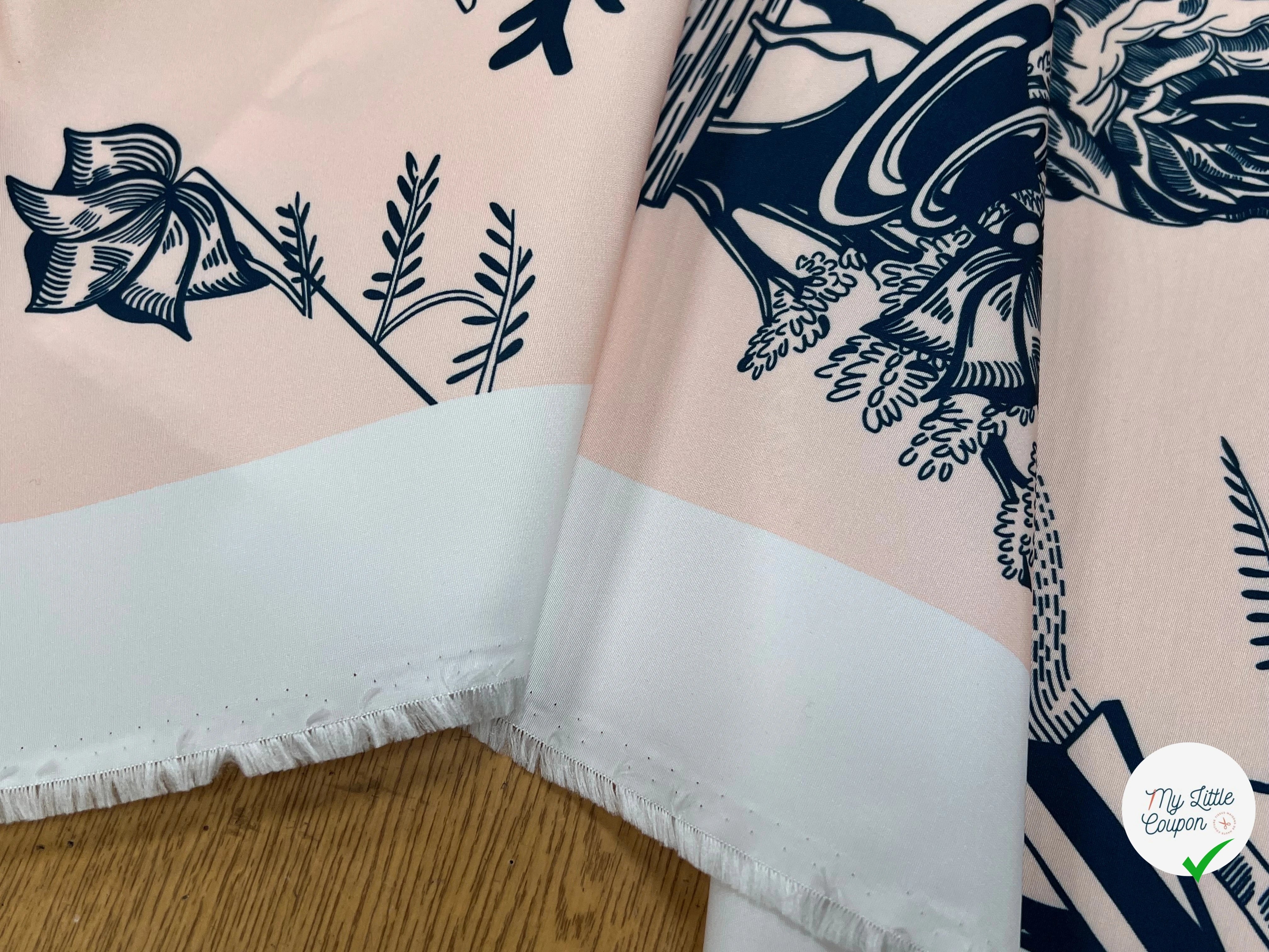 SATIN IMPRIMÉ MOTIF ABSTRAIT FOND ROSE POLYESTER 150CM - My Little Coupon