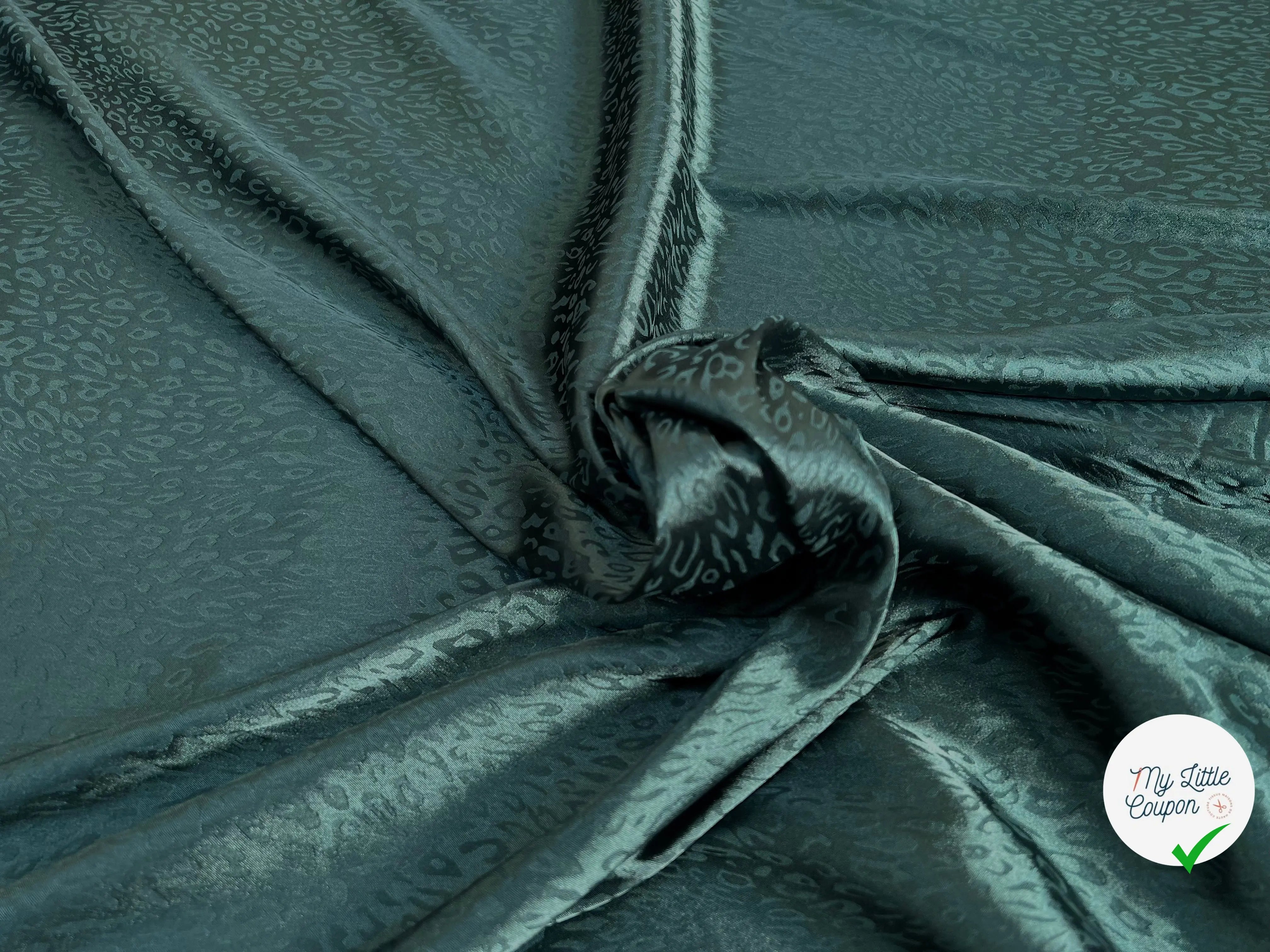 SATIN JACQUARD LÉOPARD VERT FORET - My Little Coupon