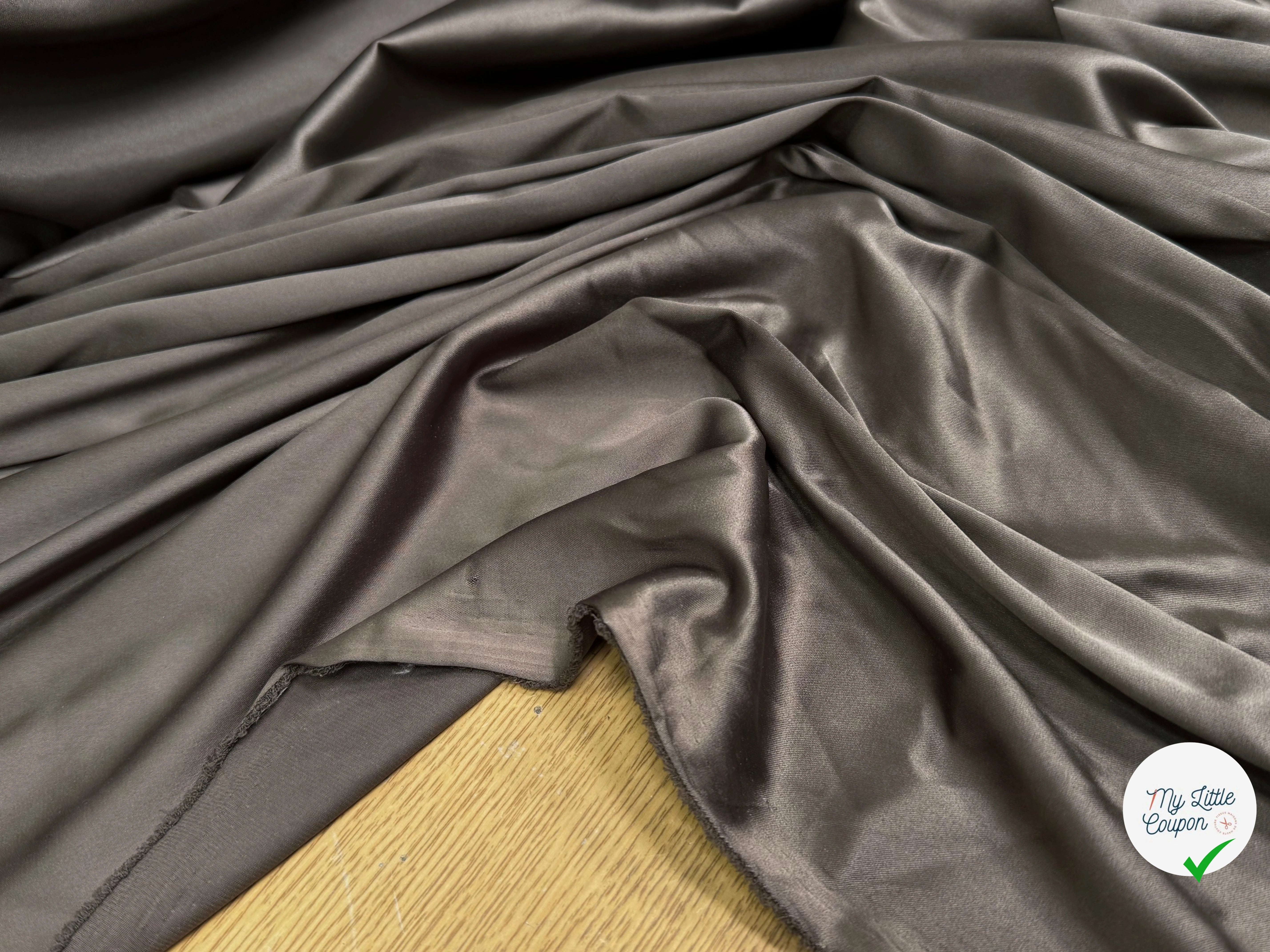 SATIN STRETCH MARRON CHOCO FLUIDE - My Little Coupon