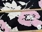 SATIN VISCOSE FLUIDE ET DOUCE FOND NOIR CHIC GROSSES FLEURS - My Little Coupon