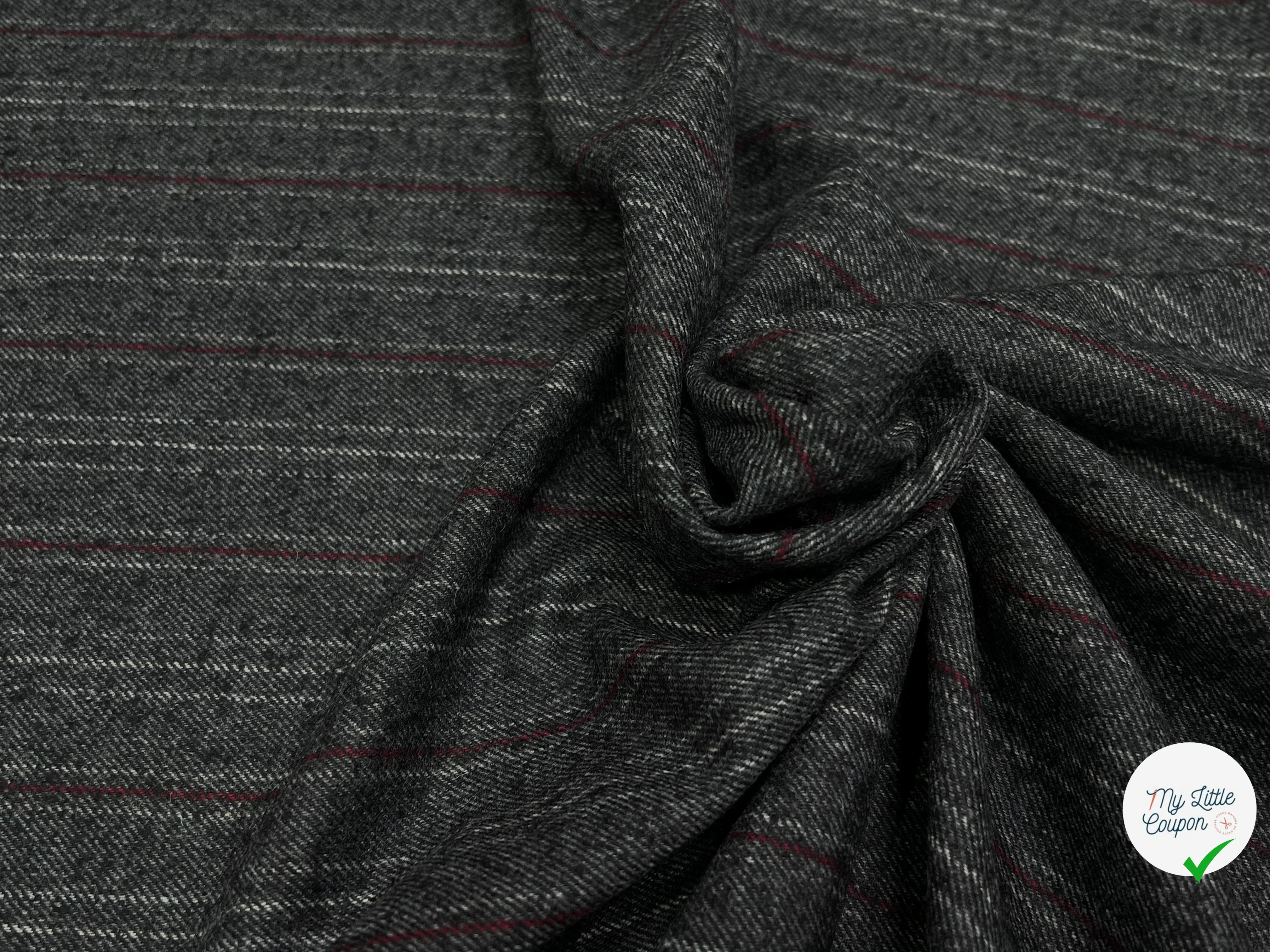 SERGÉ DE LAINE VISCOSE GRIS RAYURES ROUGE ET BLANC 31% LAINE 27% VISCOSE - My Little Coupon