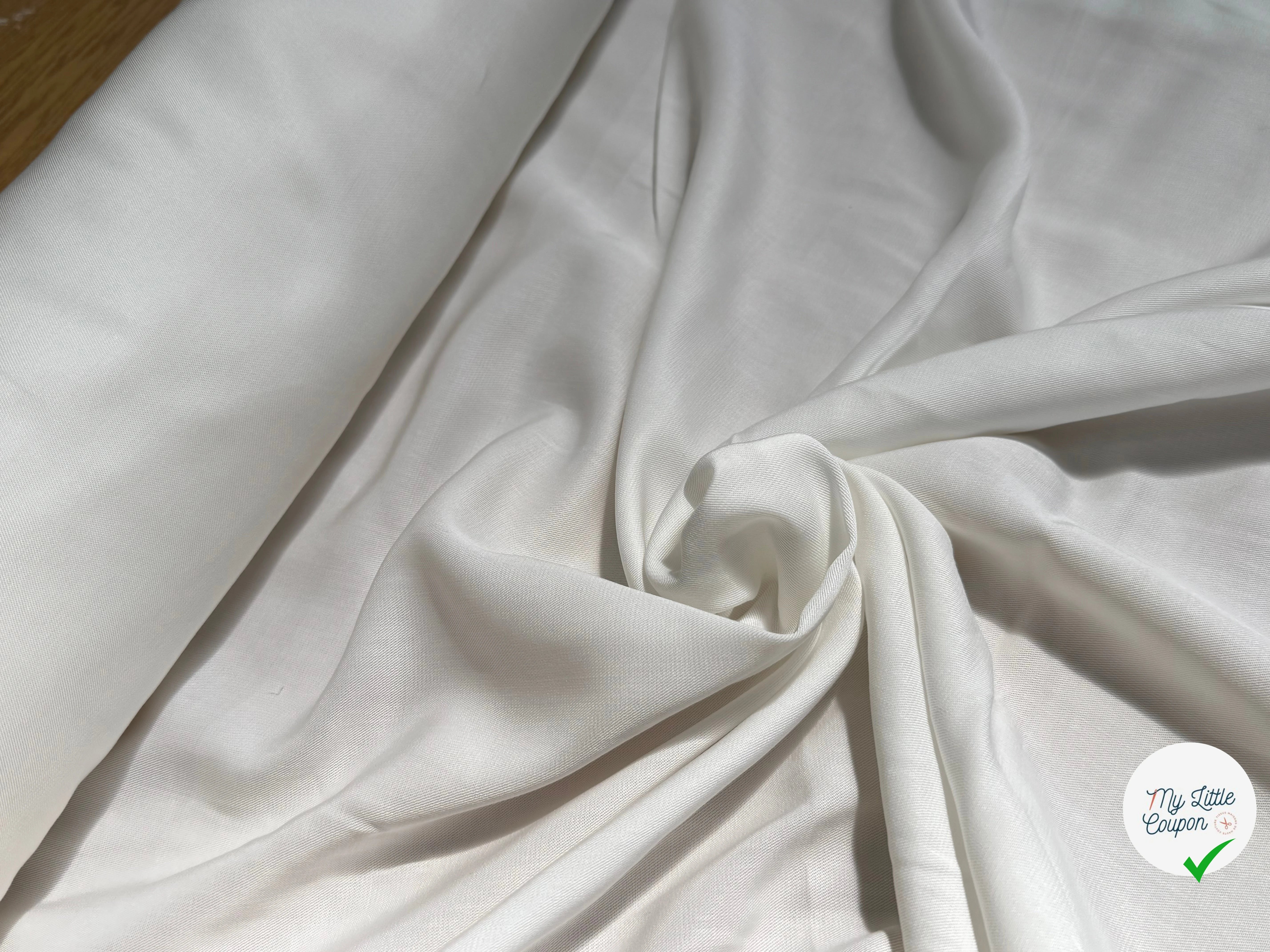 SERGÉ VISCOSE BEAU TOMBÉ BLANC CASSÉ - My Little Coupon