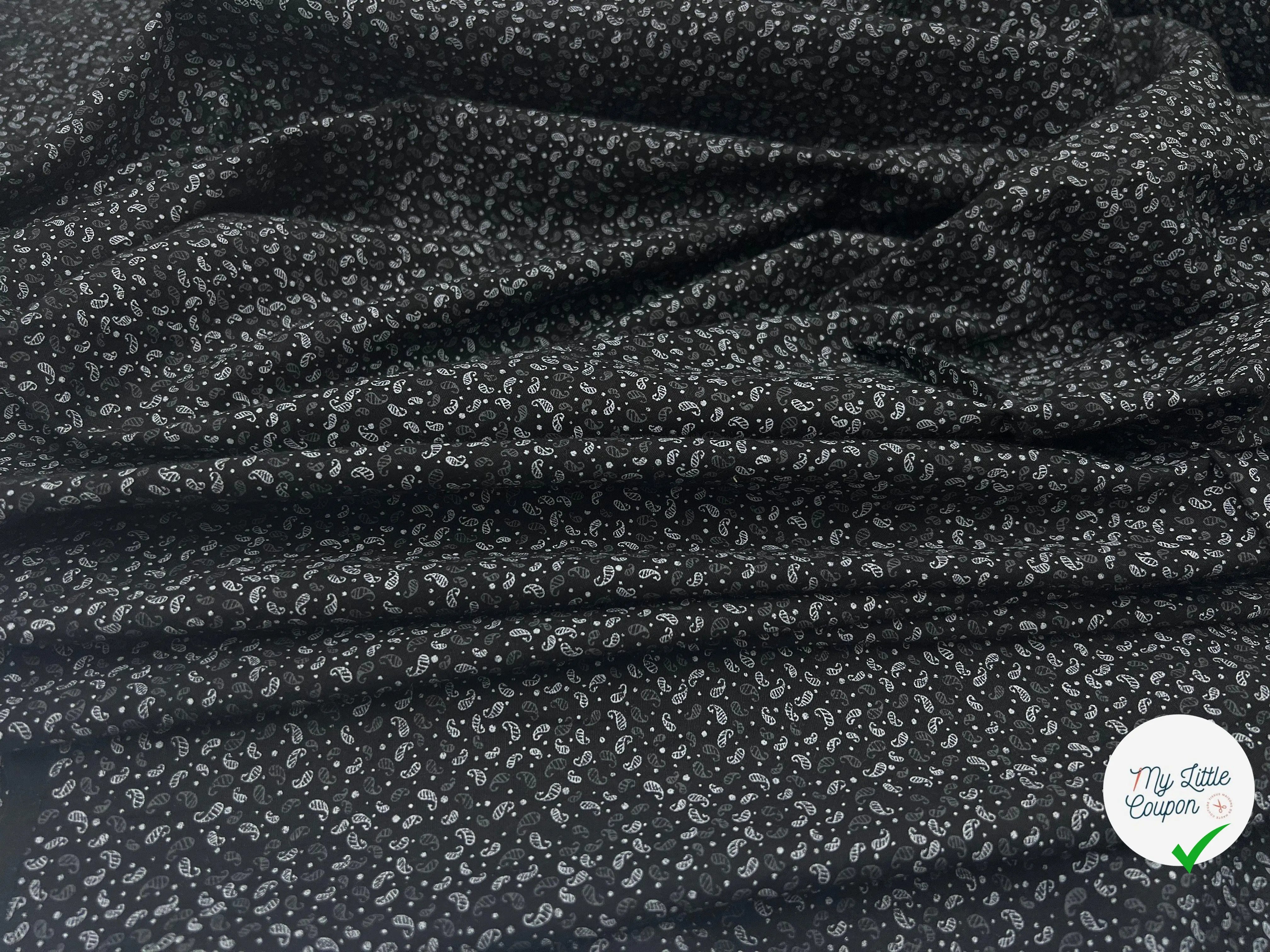 TISSU 100% COTON FERMIÈRE MICRO PAISLEY SUR FOND NOIR - My Little Coupon - tissu - coudre