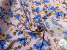 TISSU 100% VISCOSE IMPRIMÉ BRANCHES À FLEURS FOND ROSE - My Little Coupon