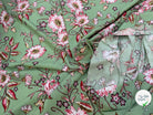 TISSU 100% VISCOSE IMPRIMÉ FOND VERT KAKI - My Little Coupon