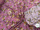 TISSU 100% VISCOSE IMPRIMÉ FOND VIEUX ROSE - My Little Coupon