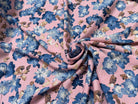 TISSU 100% VISCOSE IMPRIMÉ GROSSES BASES DE FLEURS FOND ROSE - My Little Coupon