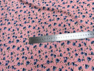 TISSU 100% VISCOSE IMPRIMÉ MINI FLEURS FOND BLEU ROSE - My Little Coupon