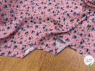 TISSU 100% VISCOSE IMPRIMÉ MINI FLEURS FOND BLEU ROSE - My Little Coupon