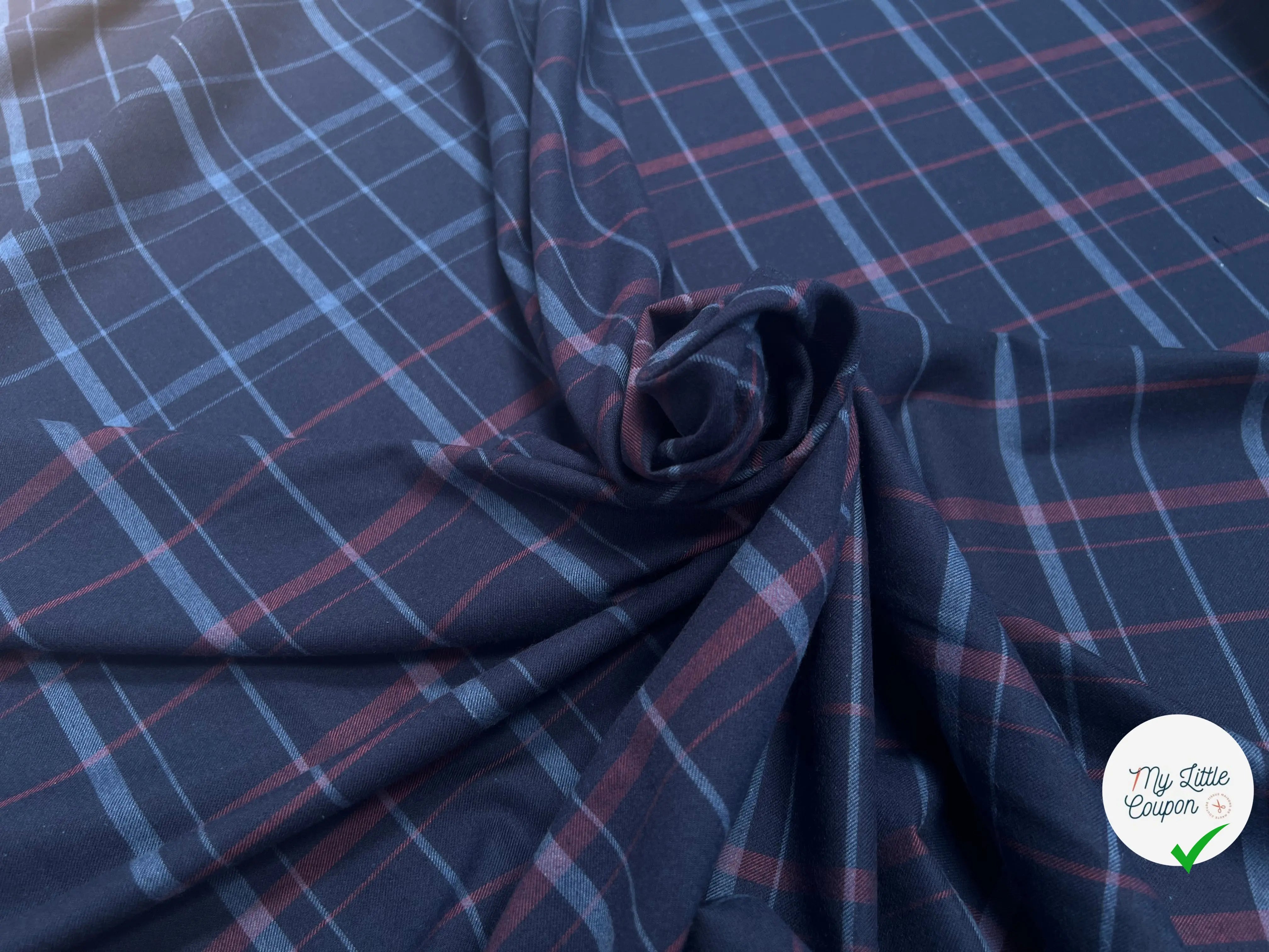 TISSU COTON TRAPPEUR A GRANDS CARREAUX BICOLORE BLEU NAVY ET ROUGE - My Little Coupon
