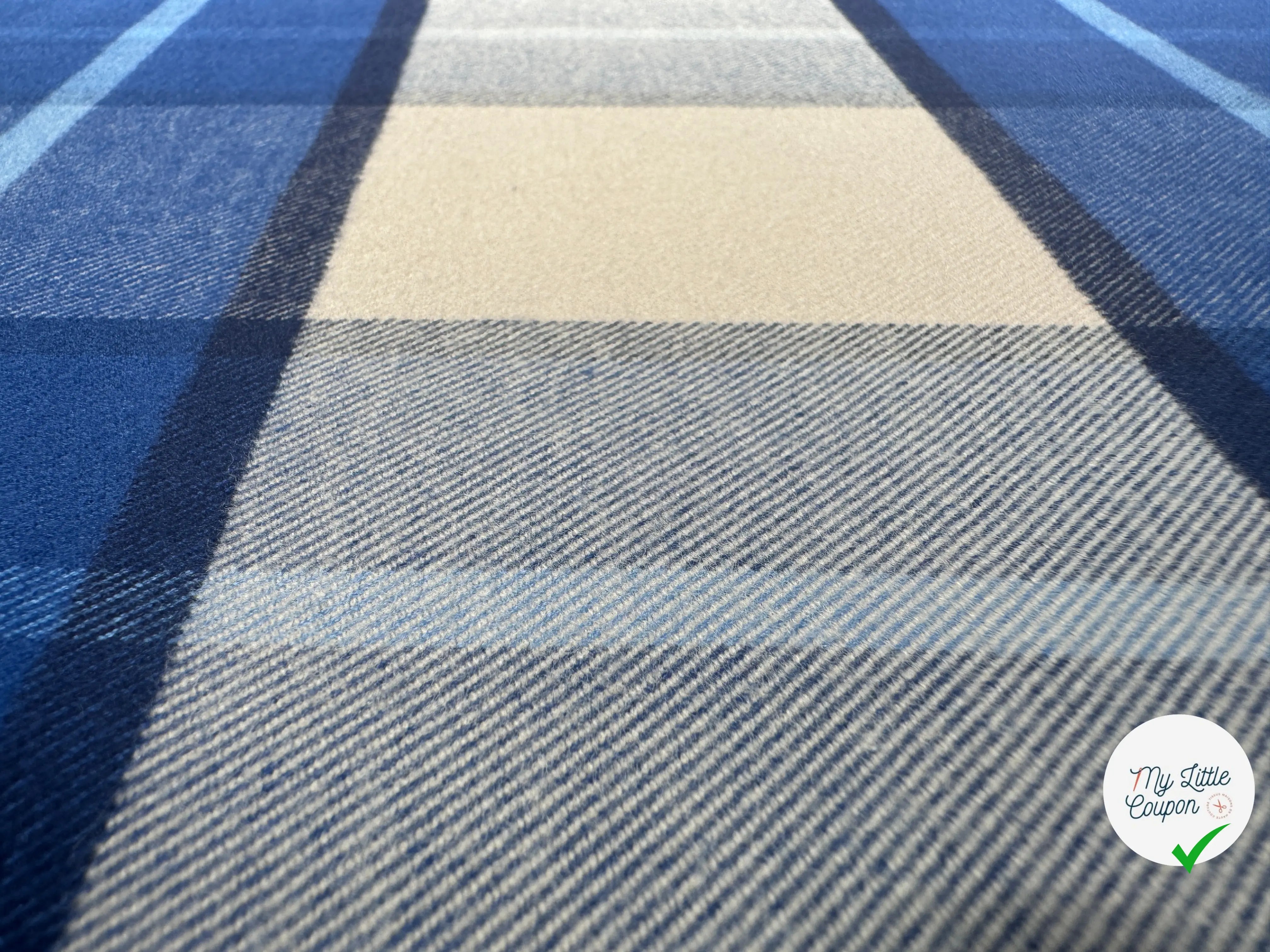 TISSU COTON TRAPPEUR CARREAUX BLEU CREME CONTRECOLLÉ - My Little Coupon