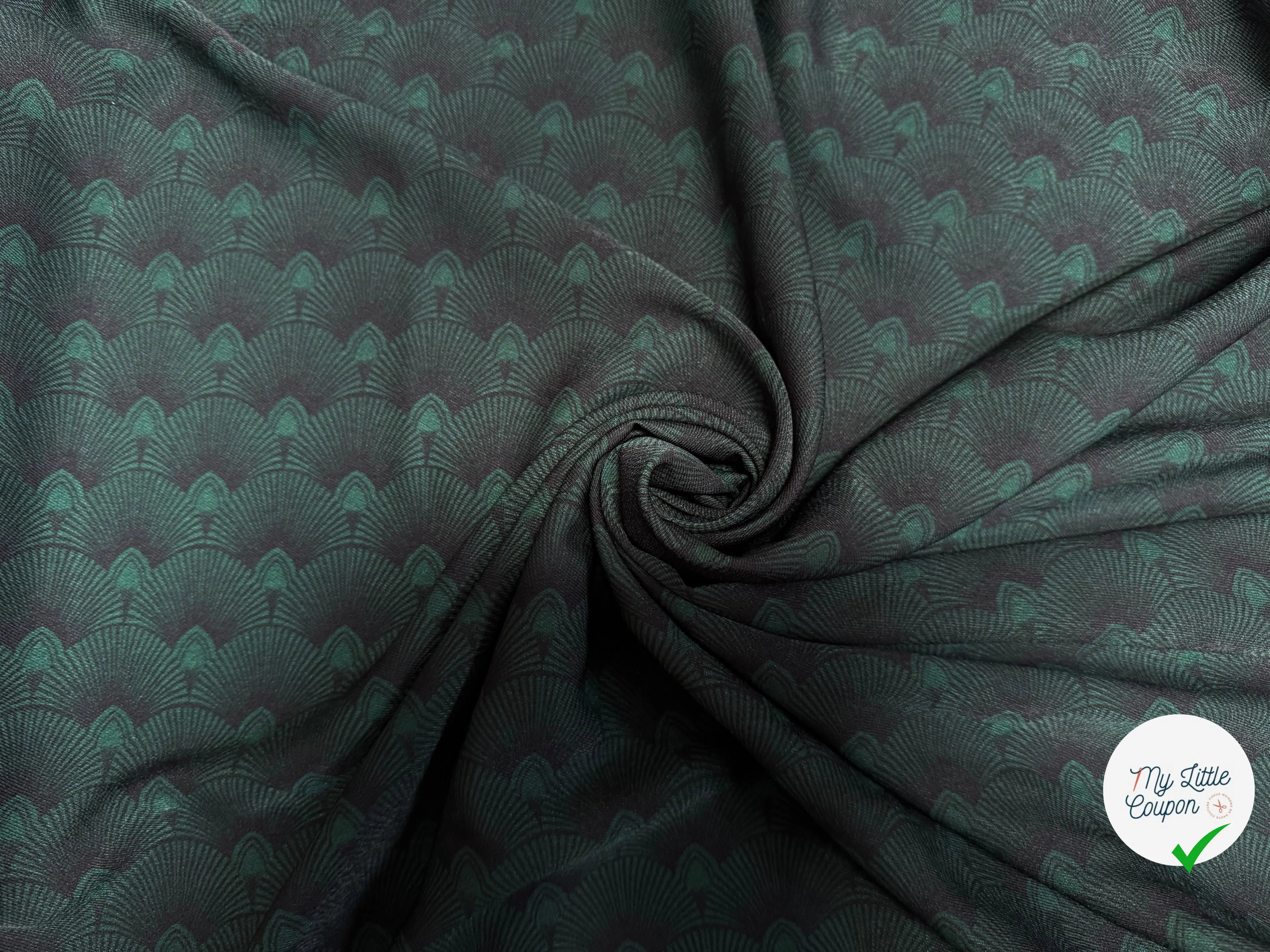 TISSU FLUIDE IMPRIMÉ MOTIF FEUILLAGE VERT ET BLEU MARINE - My Little Coupon
