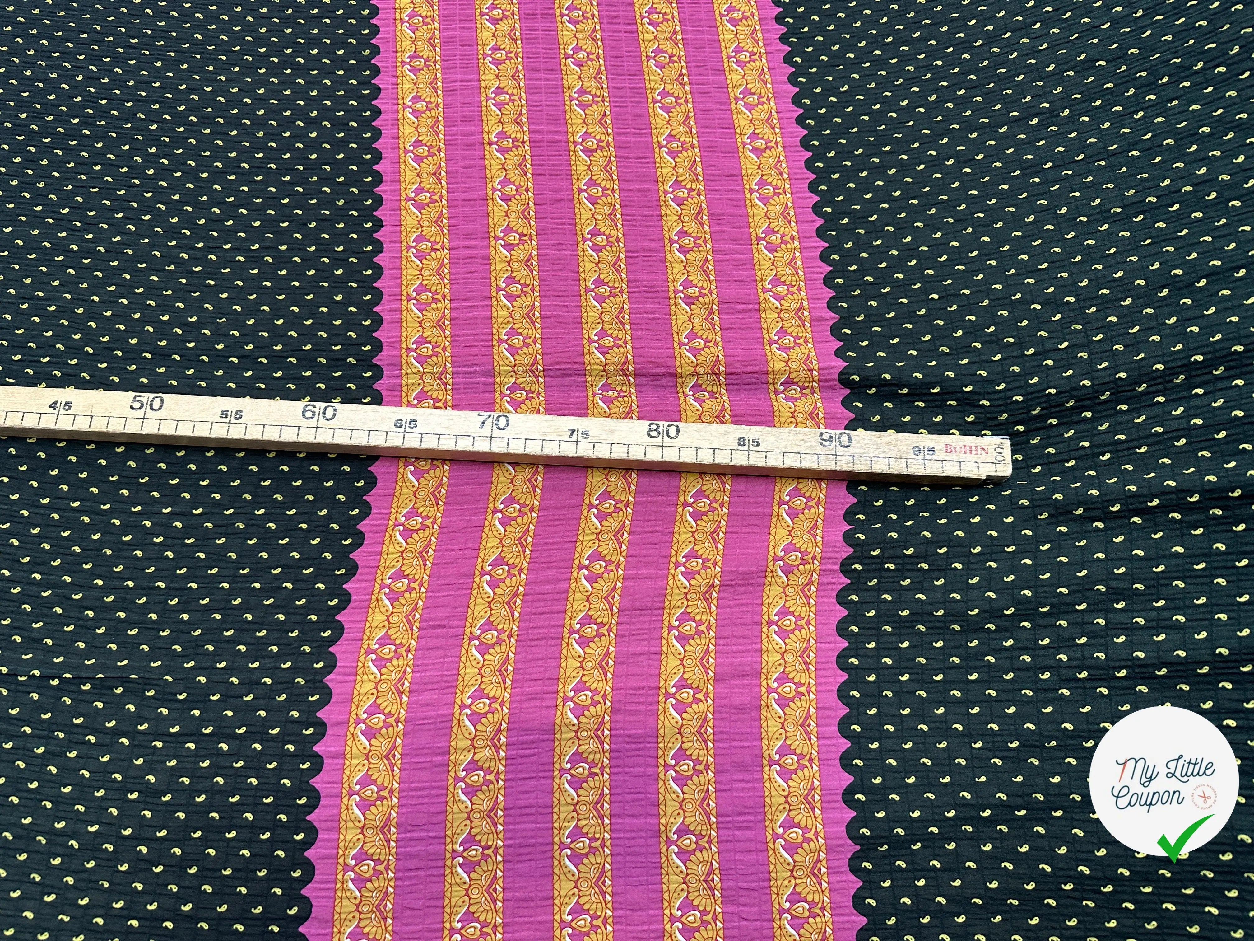 TISSU GAUFFRÉ PAISLEY ET ROSE - My Little Coupon