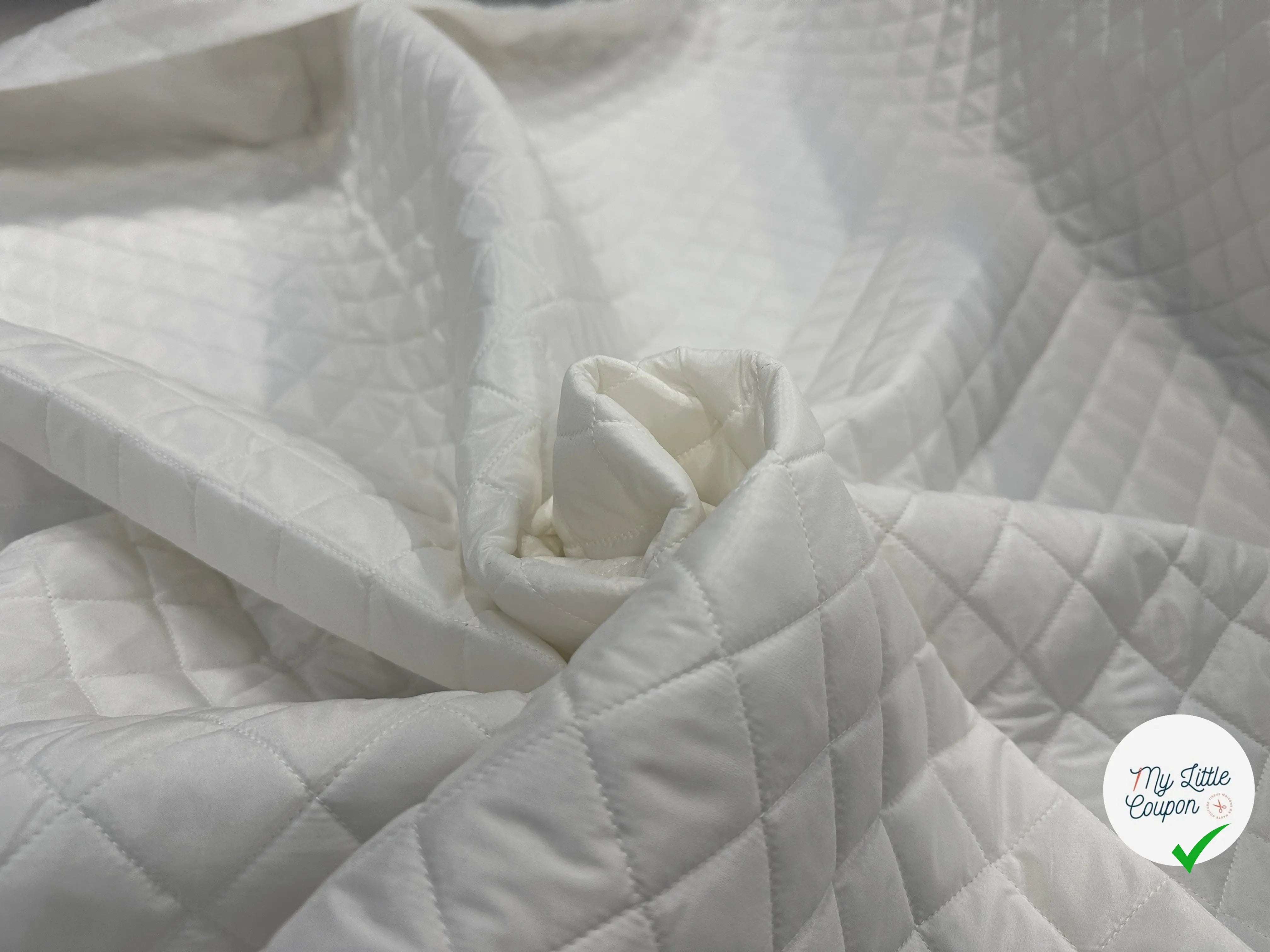TISSU MATELASSÉ DOUDOUNE CHIC MATELASSAGE FRANÇAIS SIMPLE FACE MLC INTERN