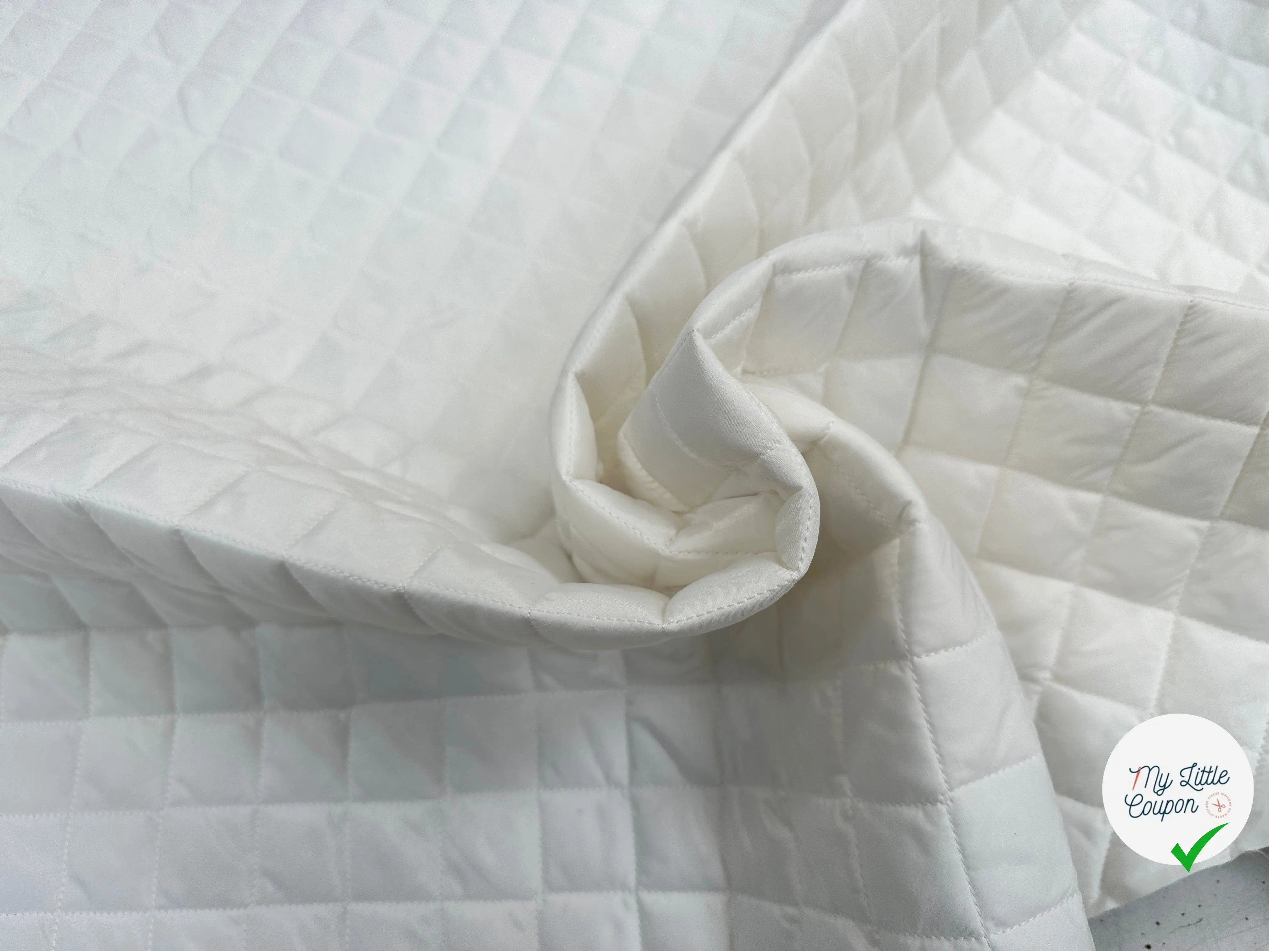 TISSU MATELASSÉ DOUDOUNE DOUBLE FACE CHIC MATELASSAGE FRANÇAIS MLC INTERN